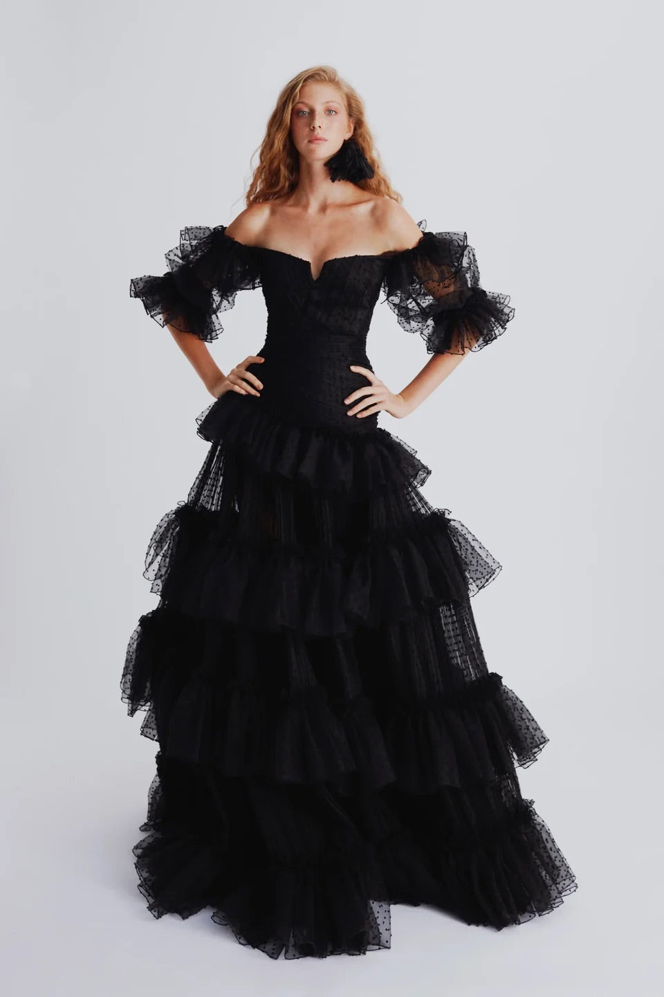 Haleia Off-Shoulder Point d’Esprit Tül Elbise