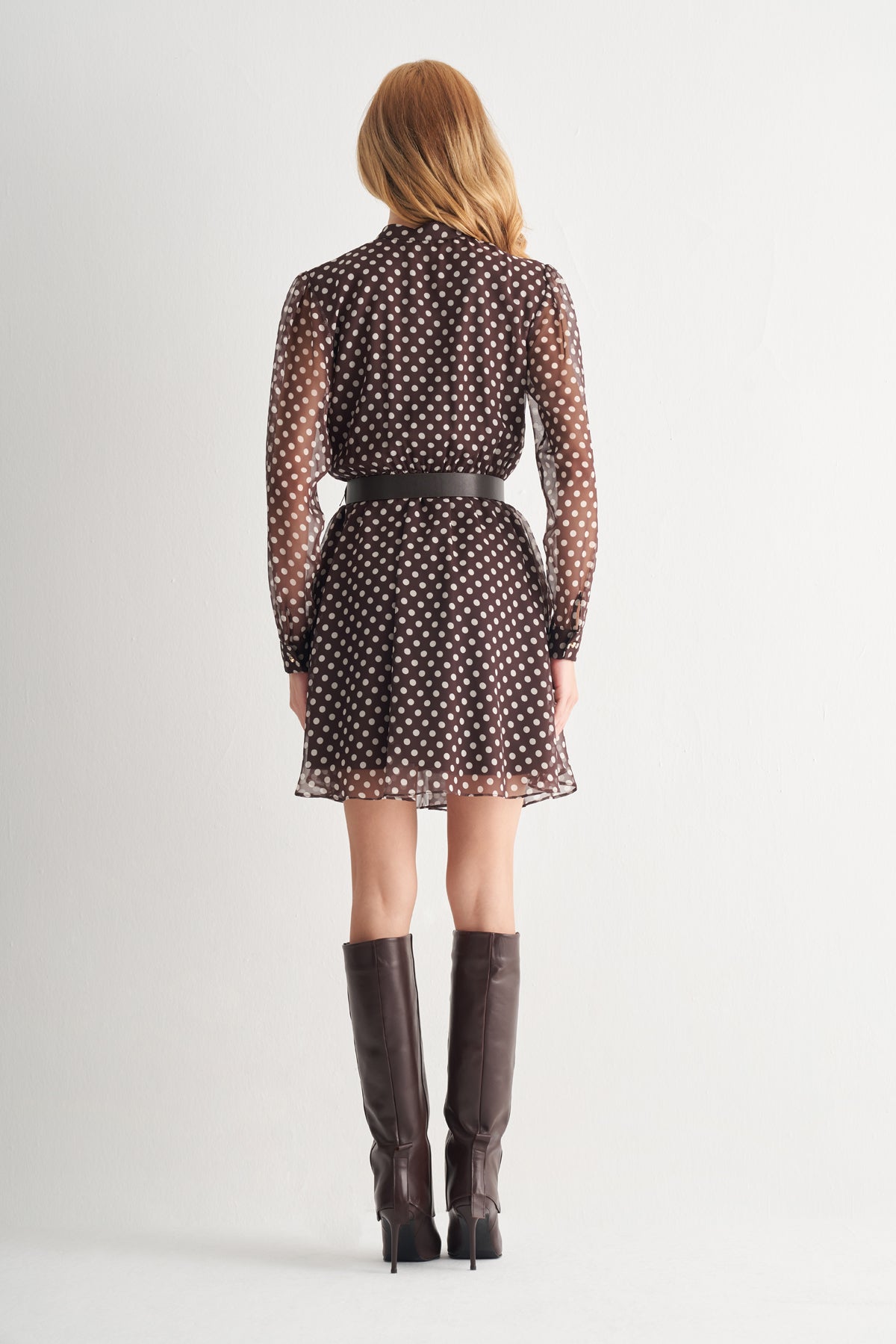 Utopian Puantiyeli Fırfır Yakalı Kemerli Mini Elbise