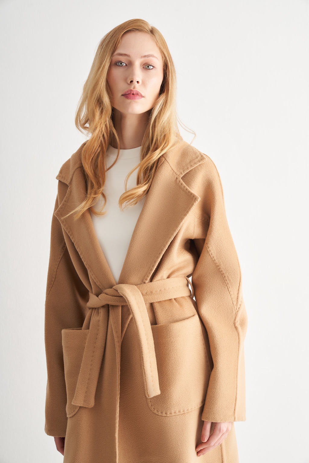 Utopian Oversize Kuşaklı Yün Kaban