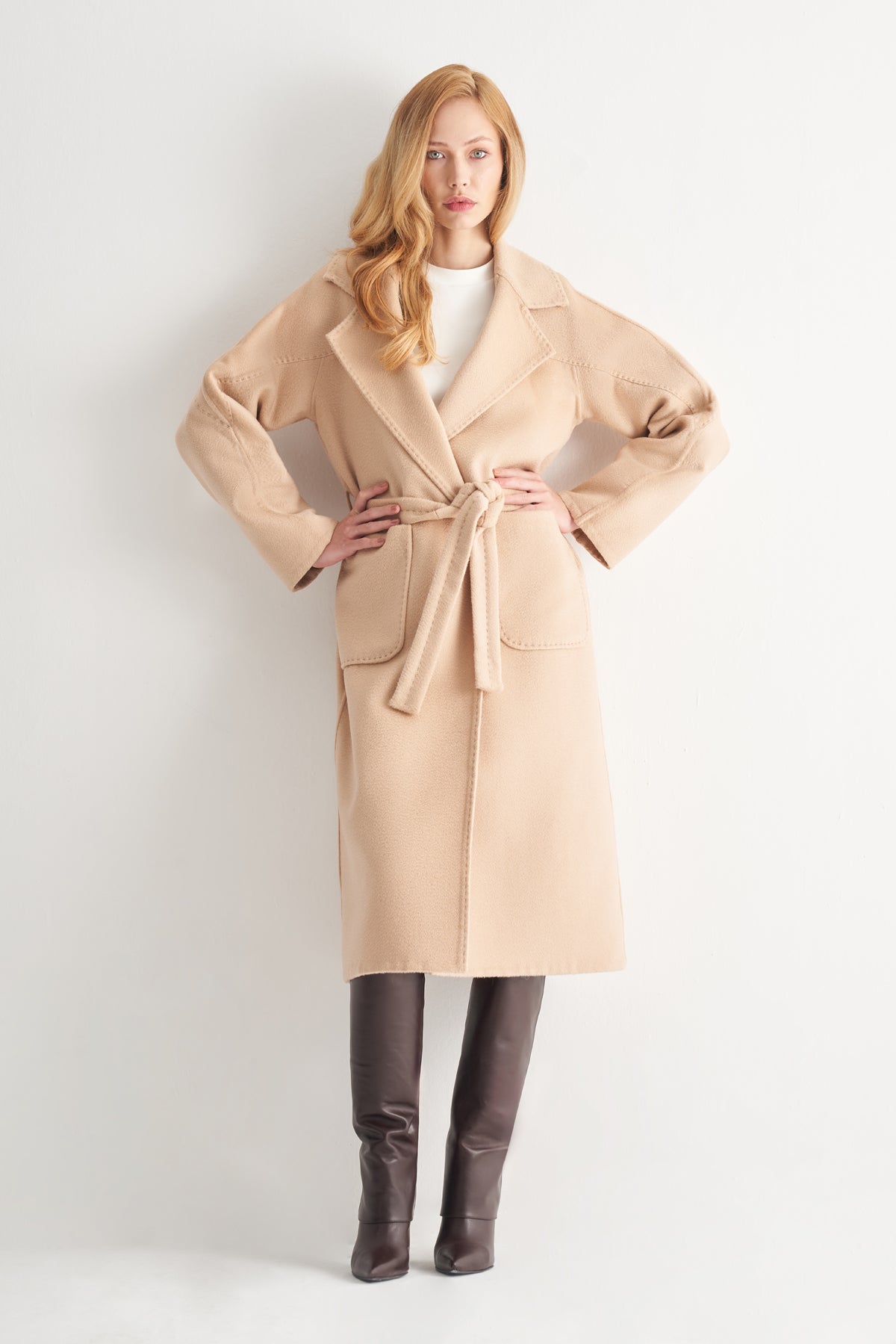 Utopian Oversize Kuşaklı Yün Kaban