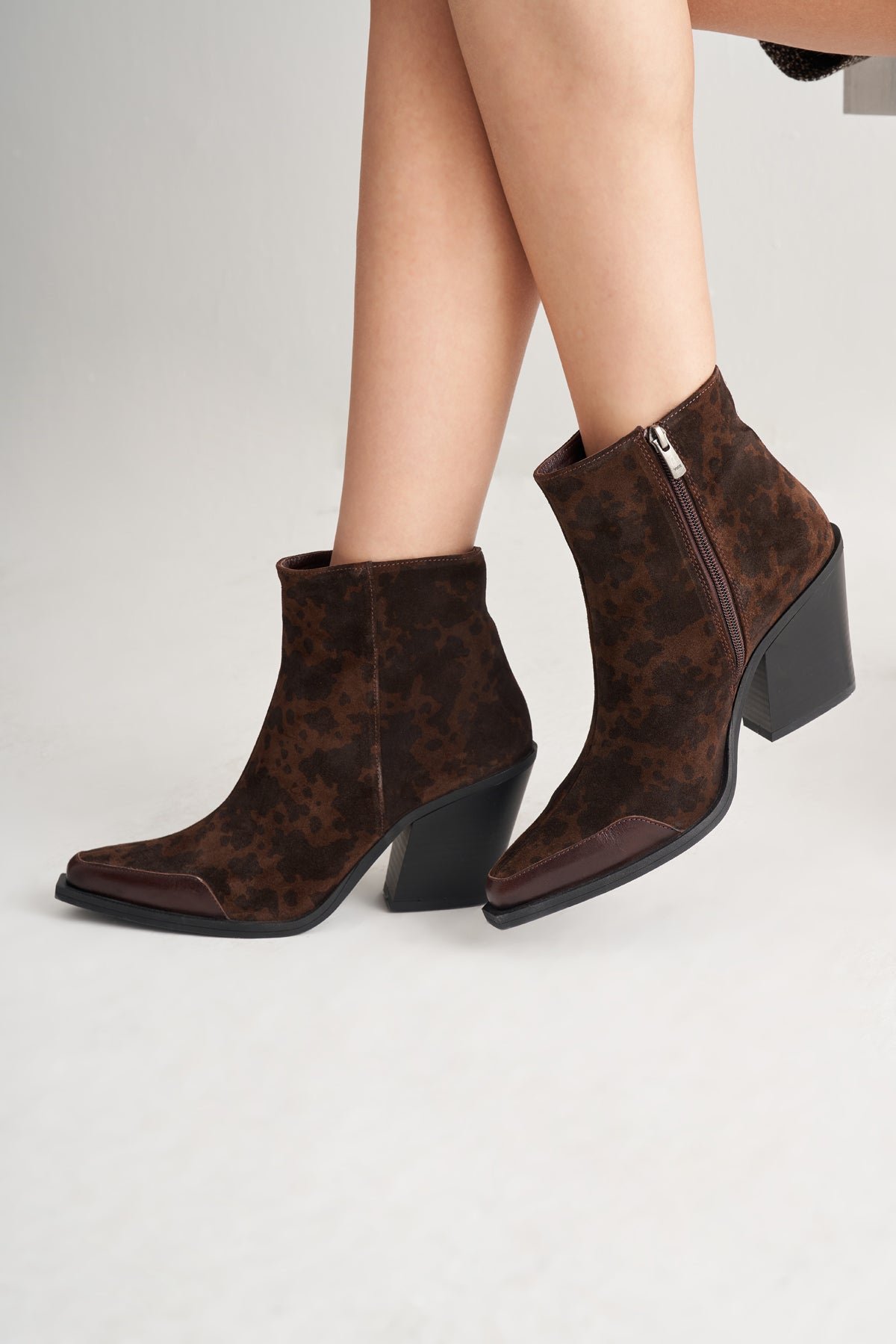 Utopian Kahve Süet Deri Western Bootie