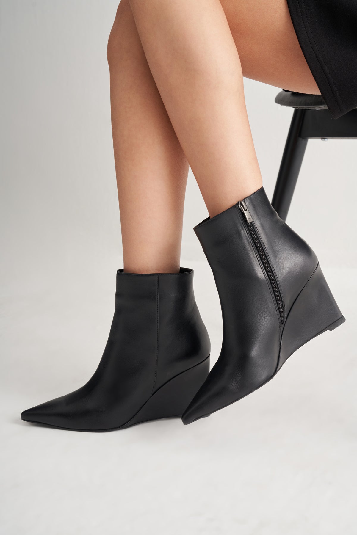 Utopian %100 Deri Siyah Wedge Bootie