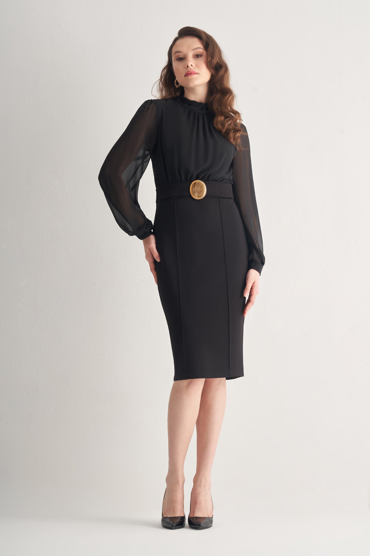 Utopian Şifon Kollu Yüksek Yaka Tokalı Kalem Elbise