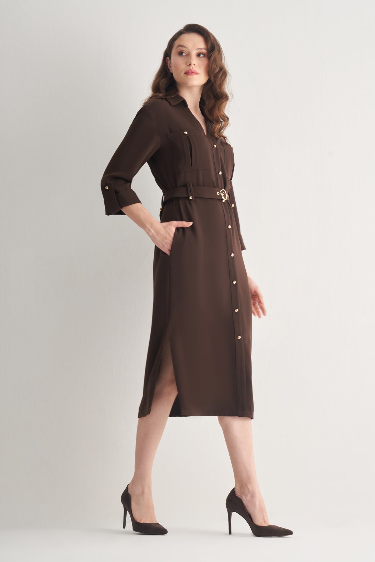 Utopian Gold Düğmeli Ceket Yaka Midi Elbise