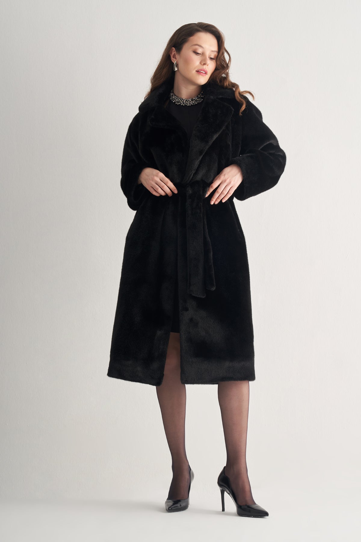 Utopian Kürk Görünümlü Peluş Manto