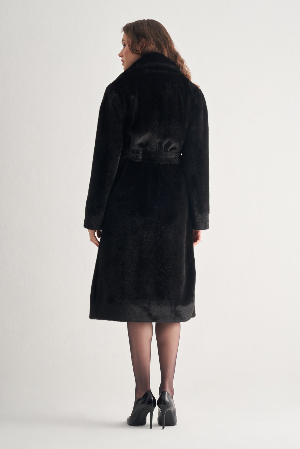 Utopian Kürk Görünümlü Peluş Manto