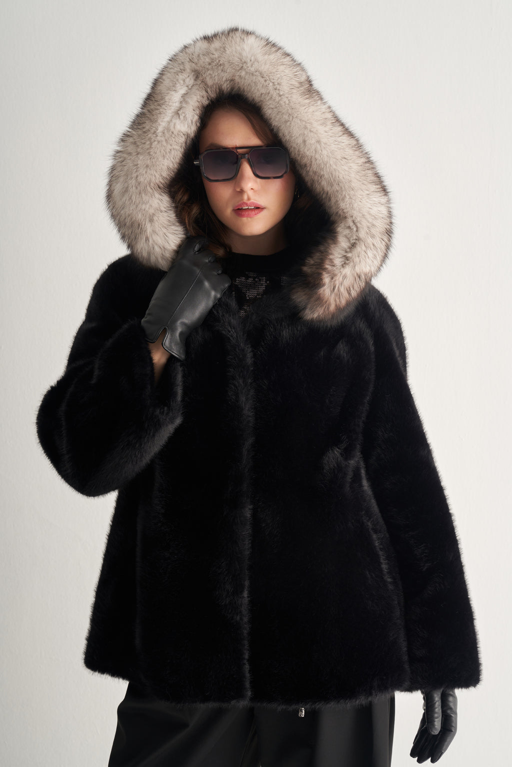 Utopian Peluş Kürklü Kapüşonlu Kaban