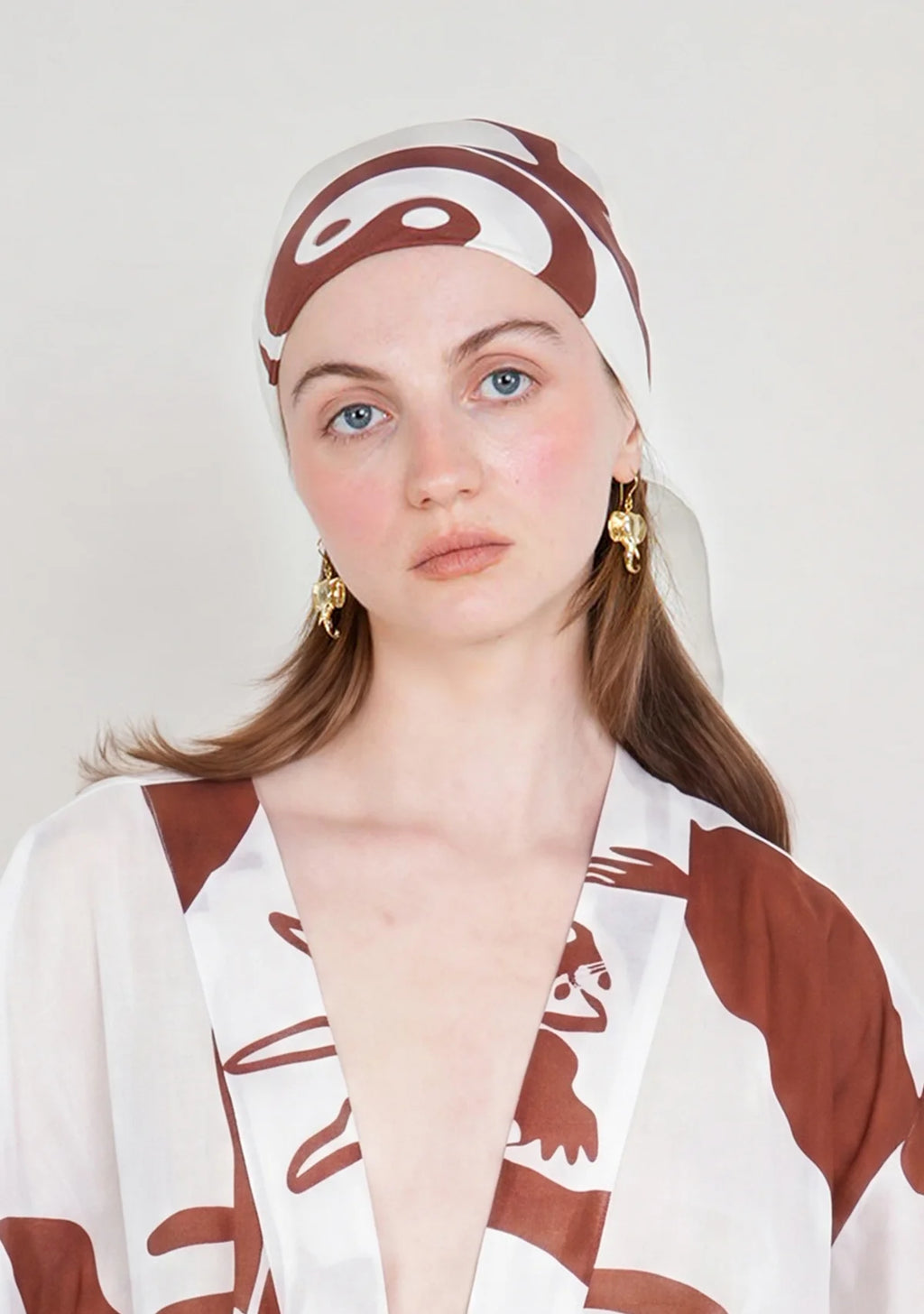 Tiny Desenli Pamuk İpek Bandana (Beyaz Zeminli)