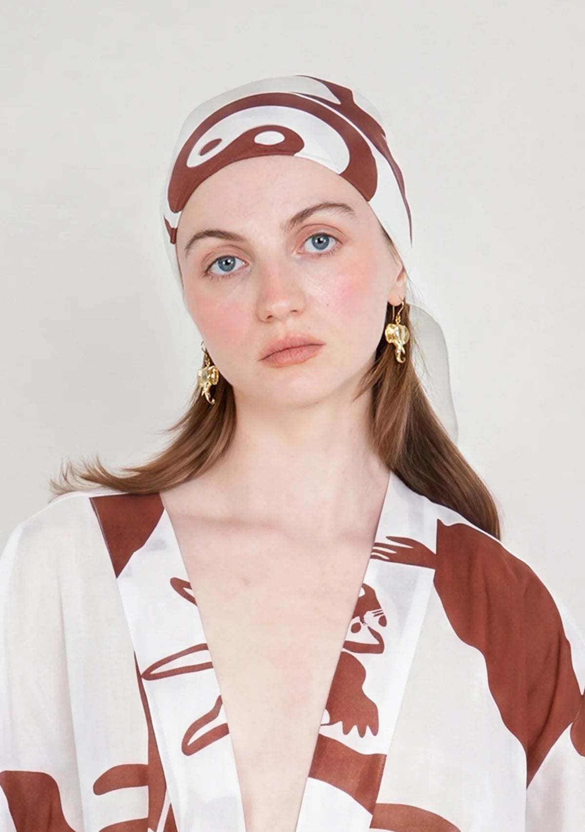 Tiny Desenli Pamuk İpek Bandana (Beyaz Zeminli)
