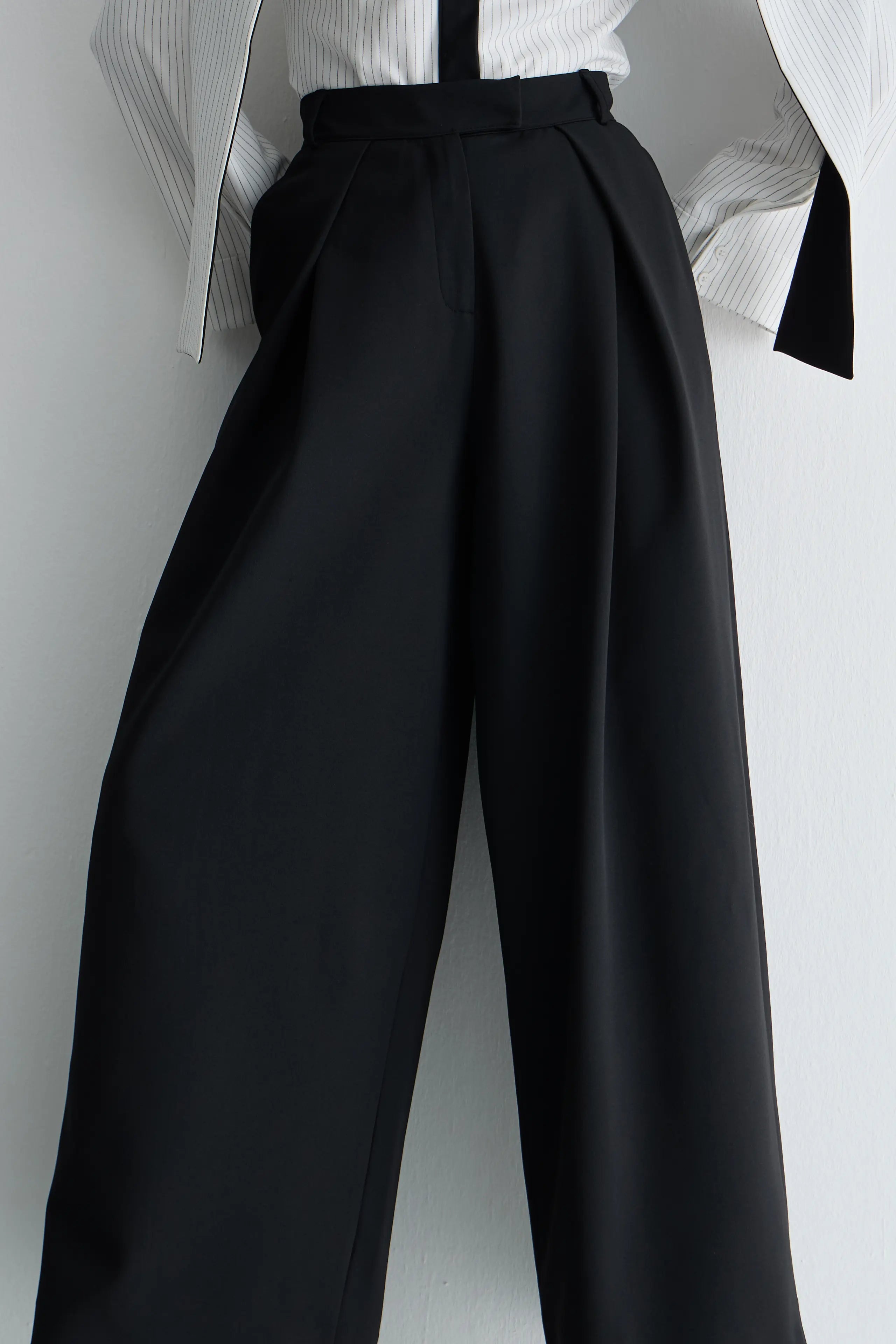 Gaia n Uranos Akışkan Formlu Yüksek Bel Pileli Pantolon