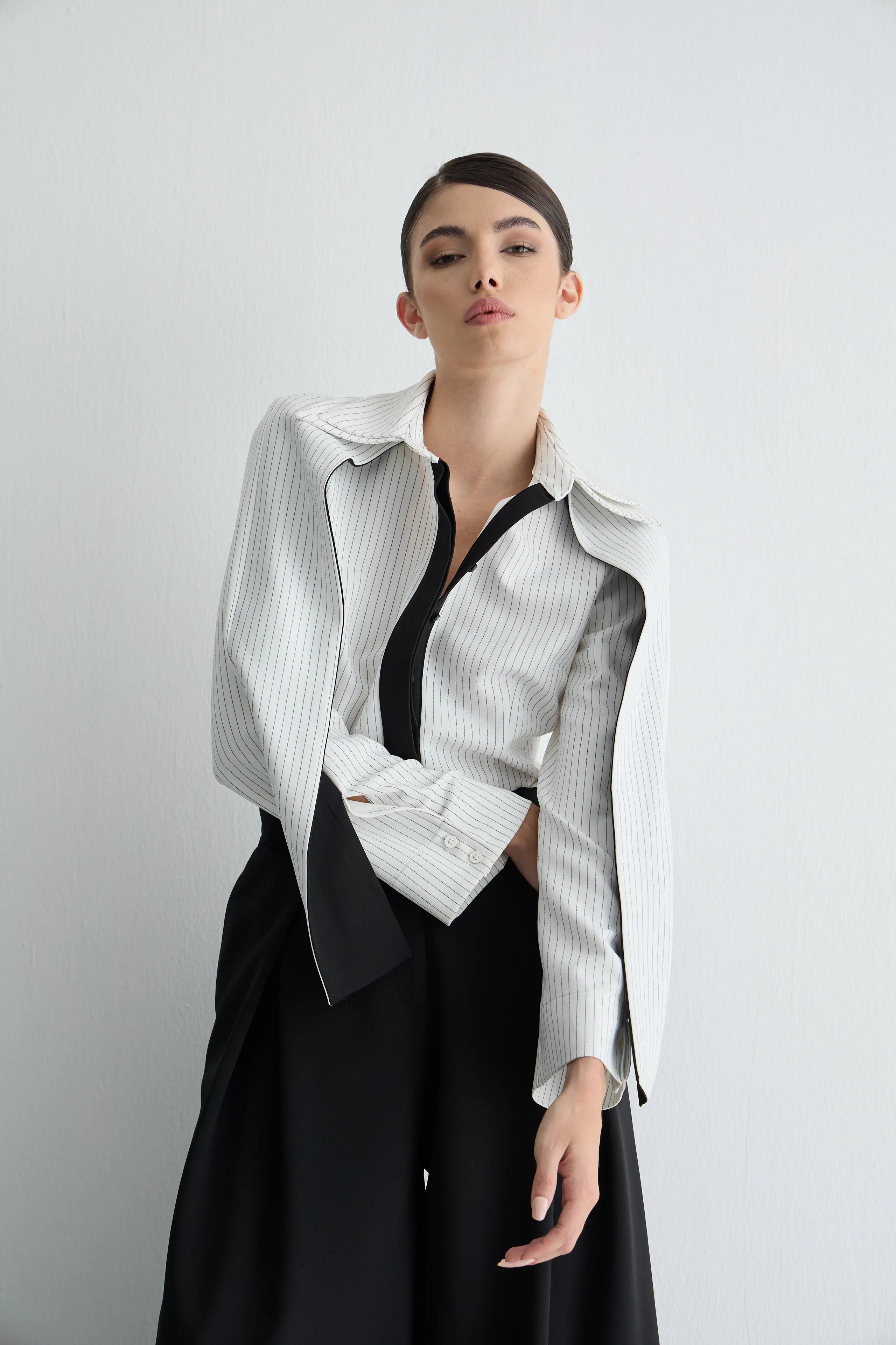 Gaia n Uranos Siyah Pat Detaylı Çizgili Poplin Gömlek