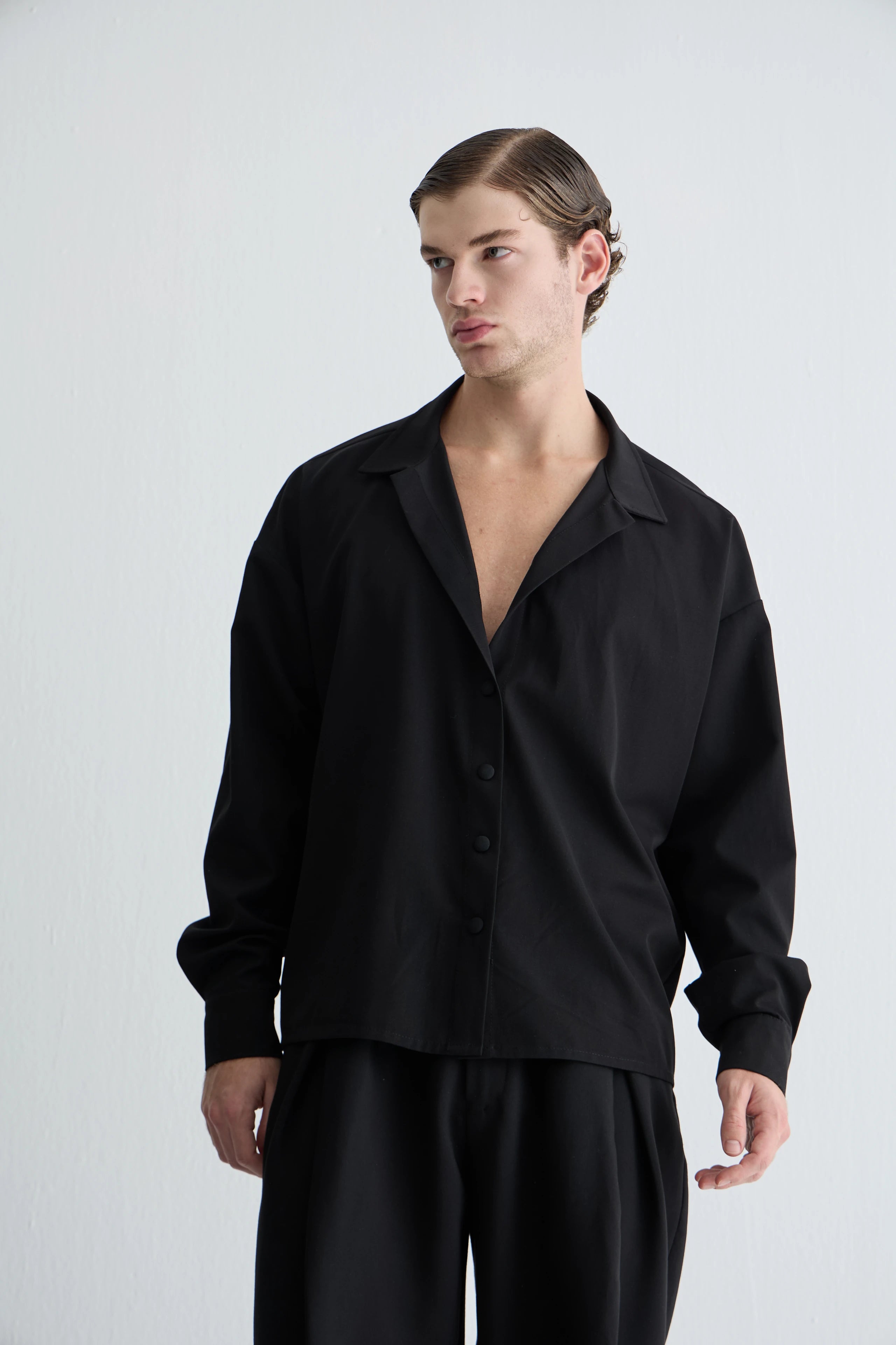 Gaia n Uranos Çift Yaka Oversize Siyah Gömlek