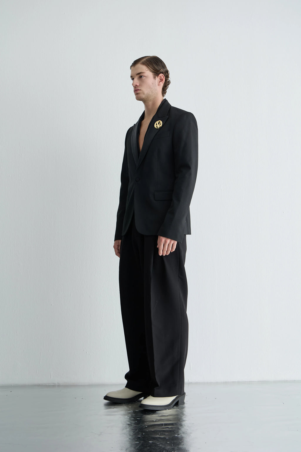 Gaia n Uranos Altın Broş Detaylı Siyah Blazer Ceket