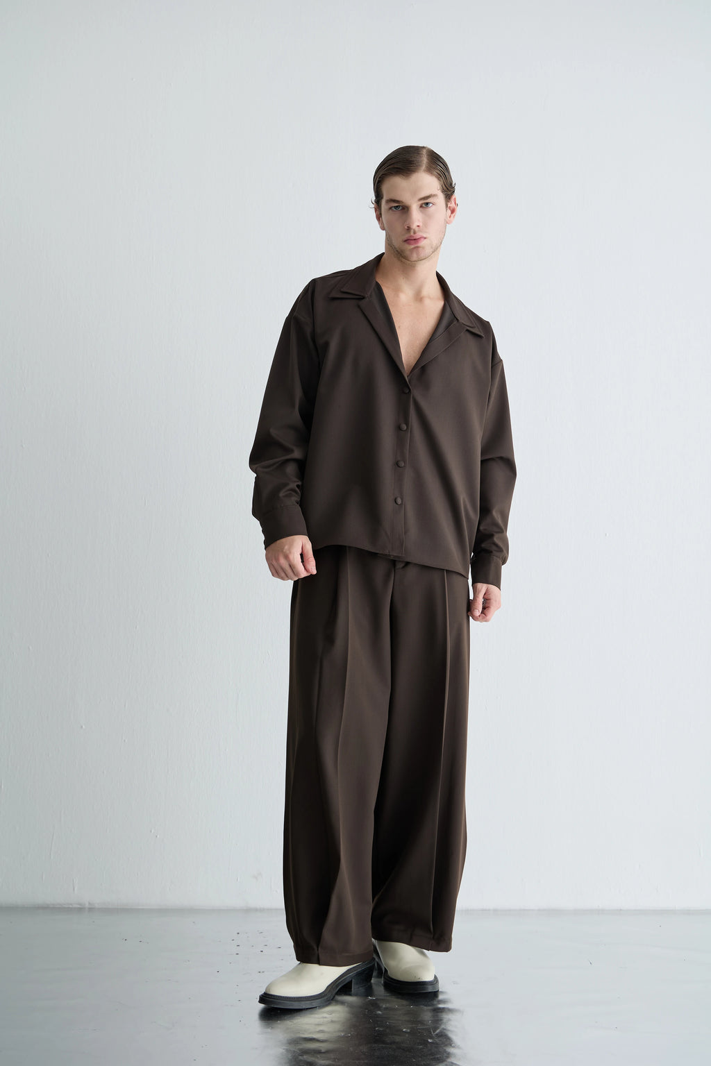 Gaia n Uranos Yüksek Bel Pileli Kahverengi Pantolon