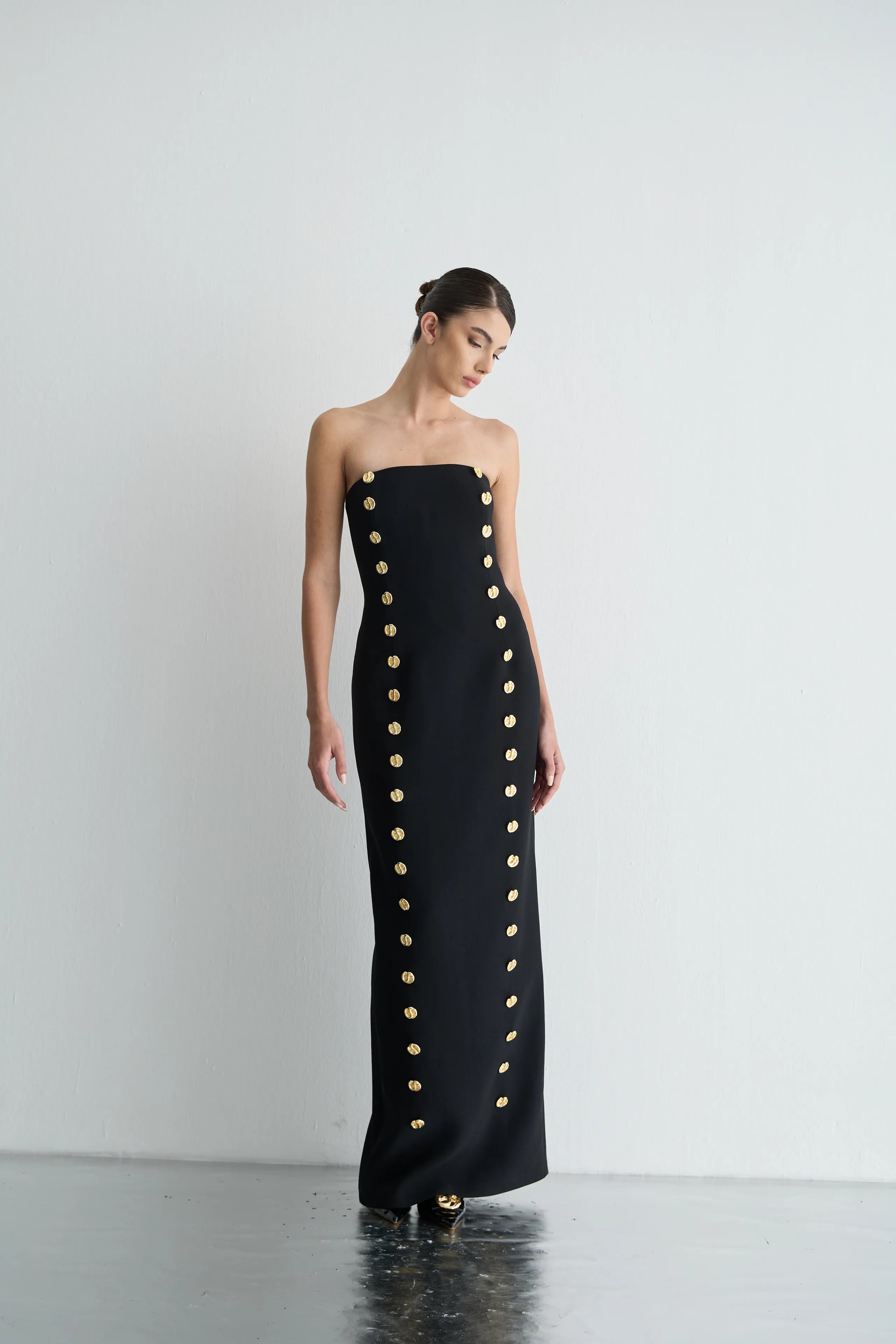 Gaia n Uranos Straplez Düğme Detaylı Siyah Uzun Elbise