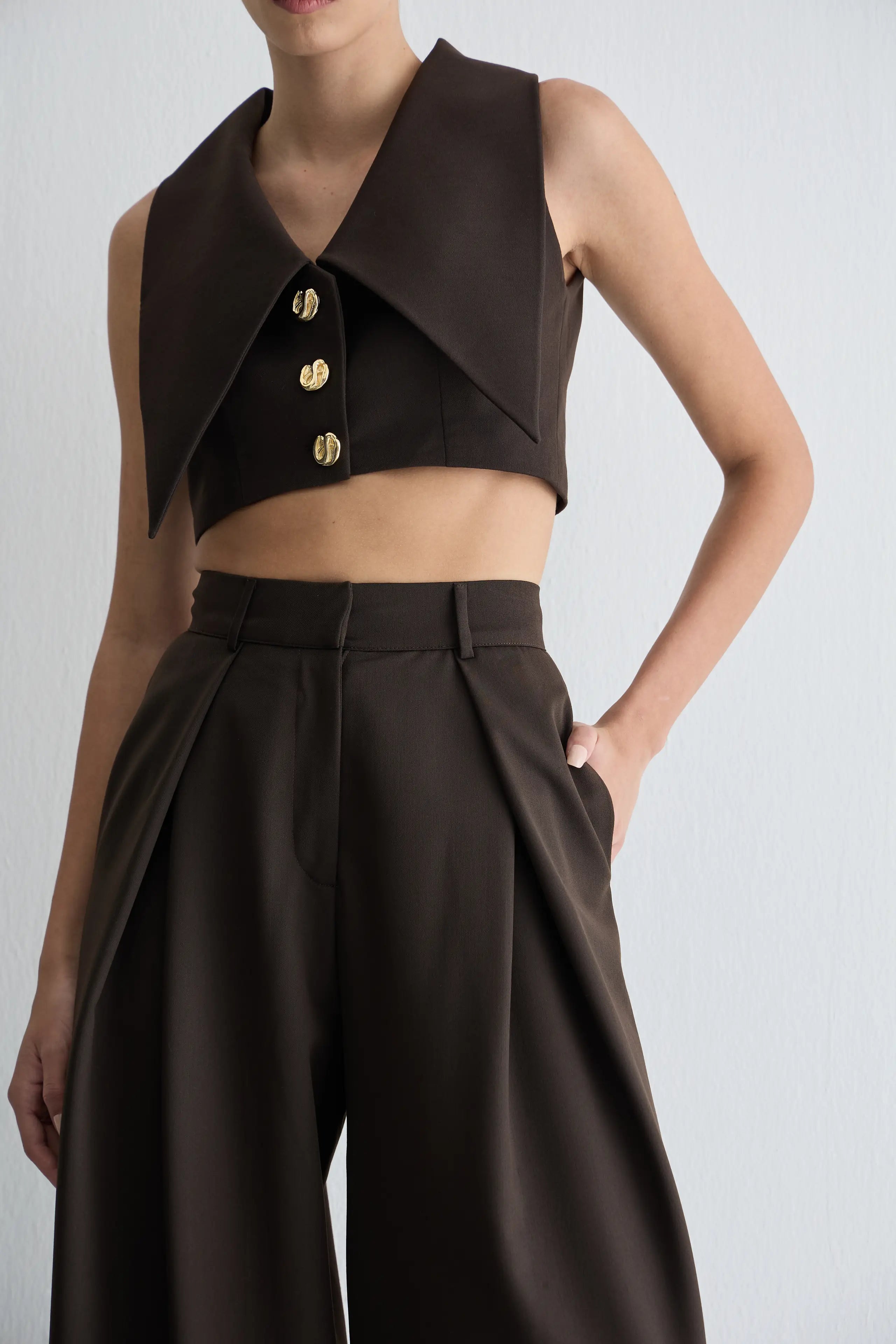 Gaia n Uranos Arkaik Kesim Modernist Crop Yelek