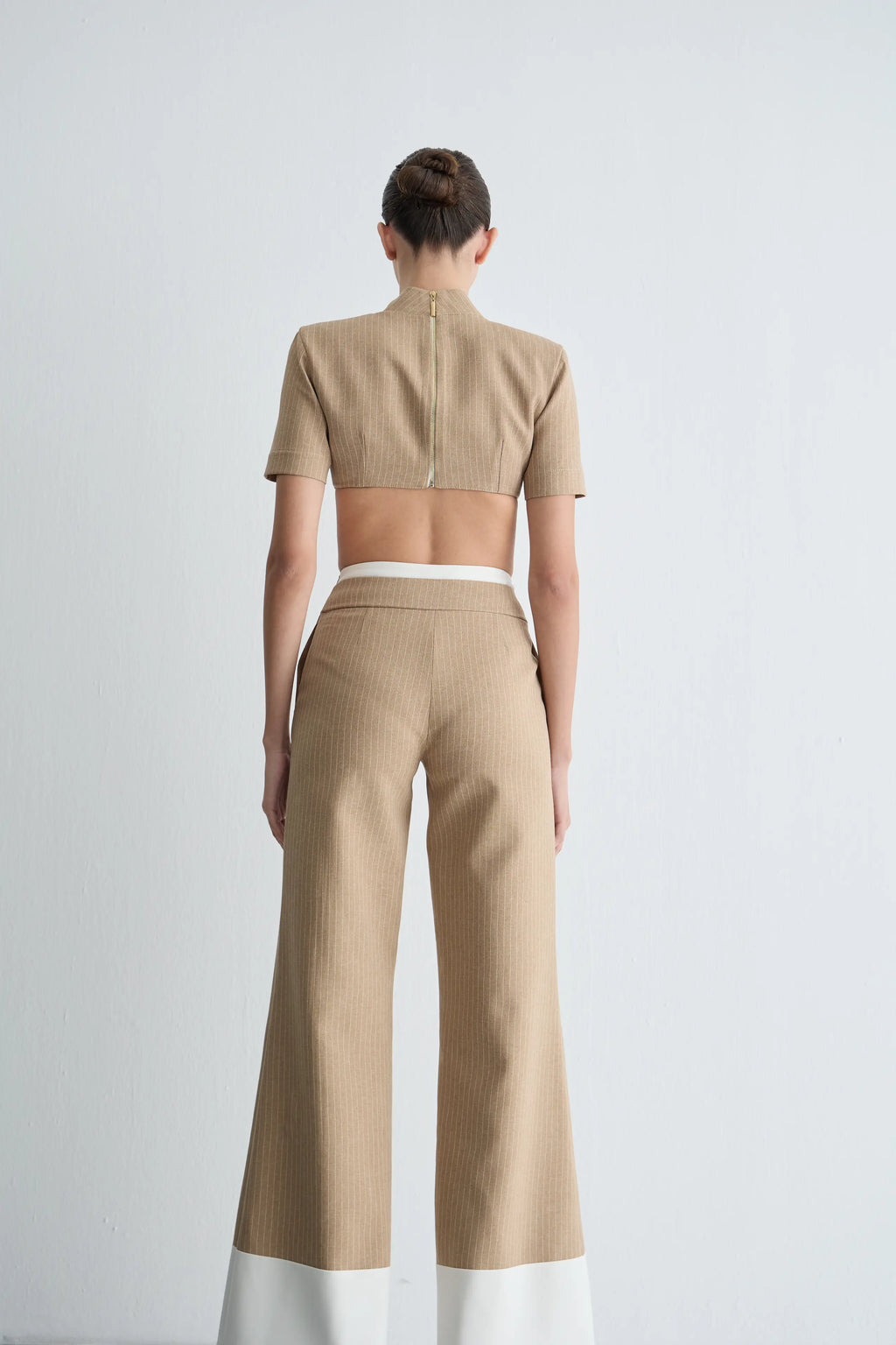 Gaia n Uranos İkonik Gold Tokalı Crop Bluz