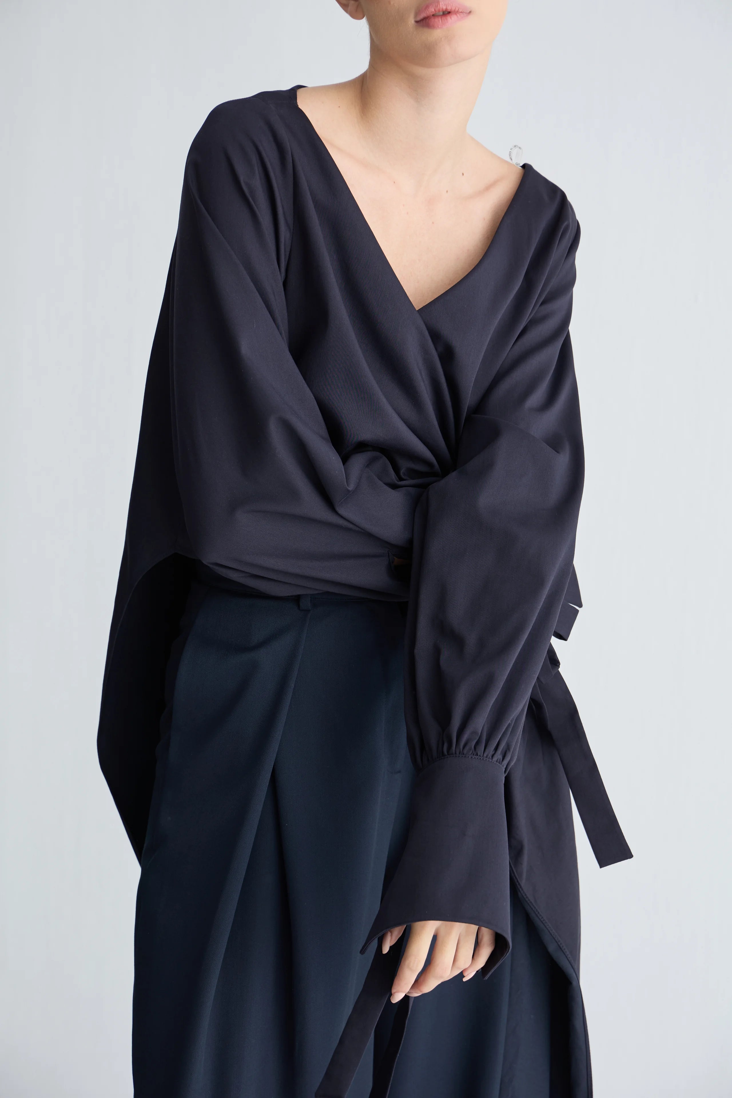 Gaia n Uranos Kruvaze Bağlamalı Uzun Arka Formlu Gömlek