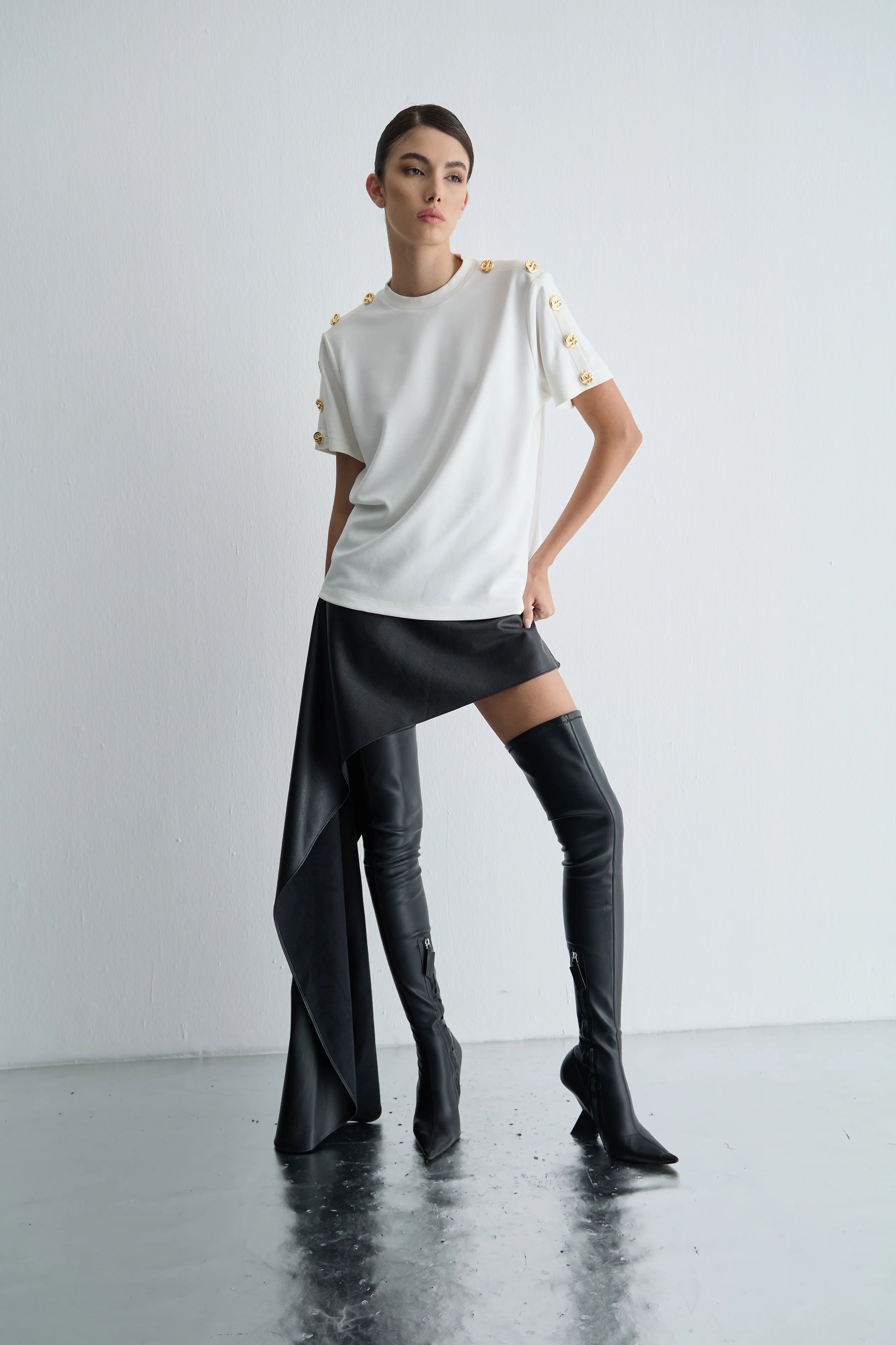 Gaia n Uranos Omuzdan Gold Düğmeli Tshirt