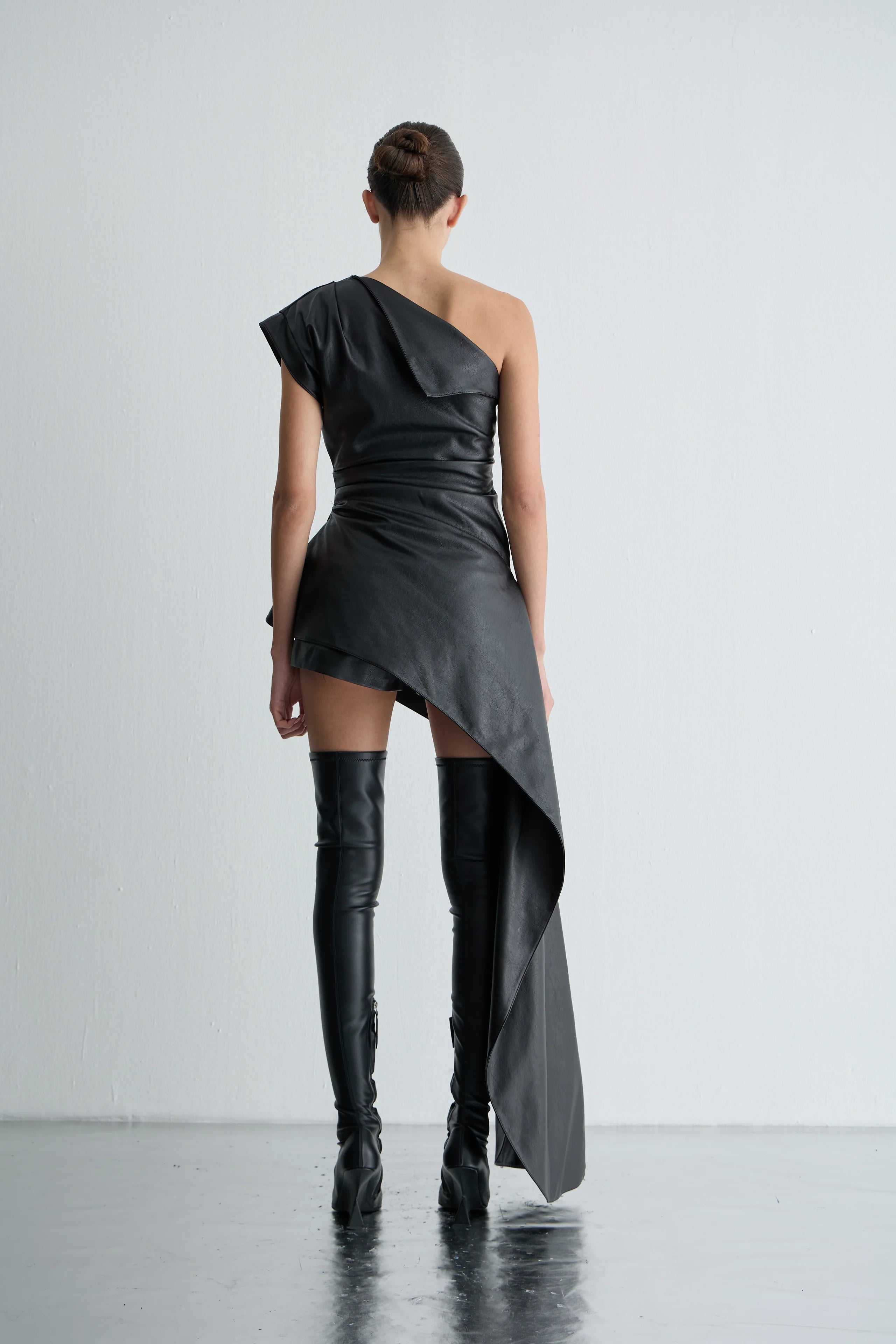 Gaia n Uranos Asimetrik Deri Bluz