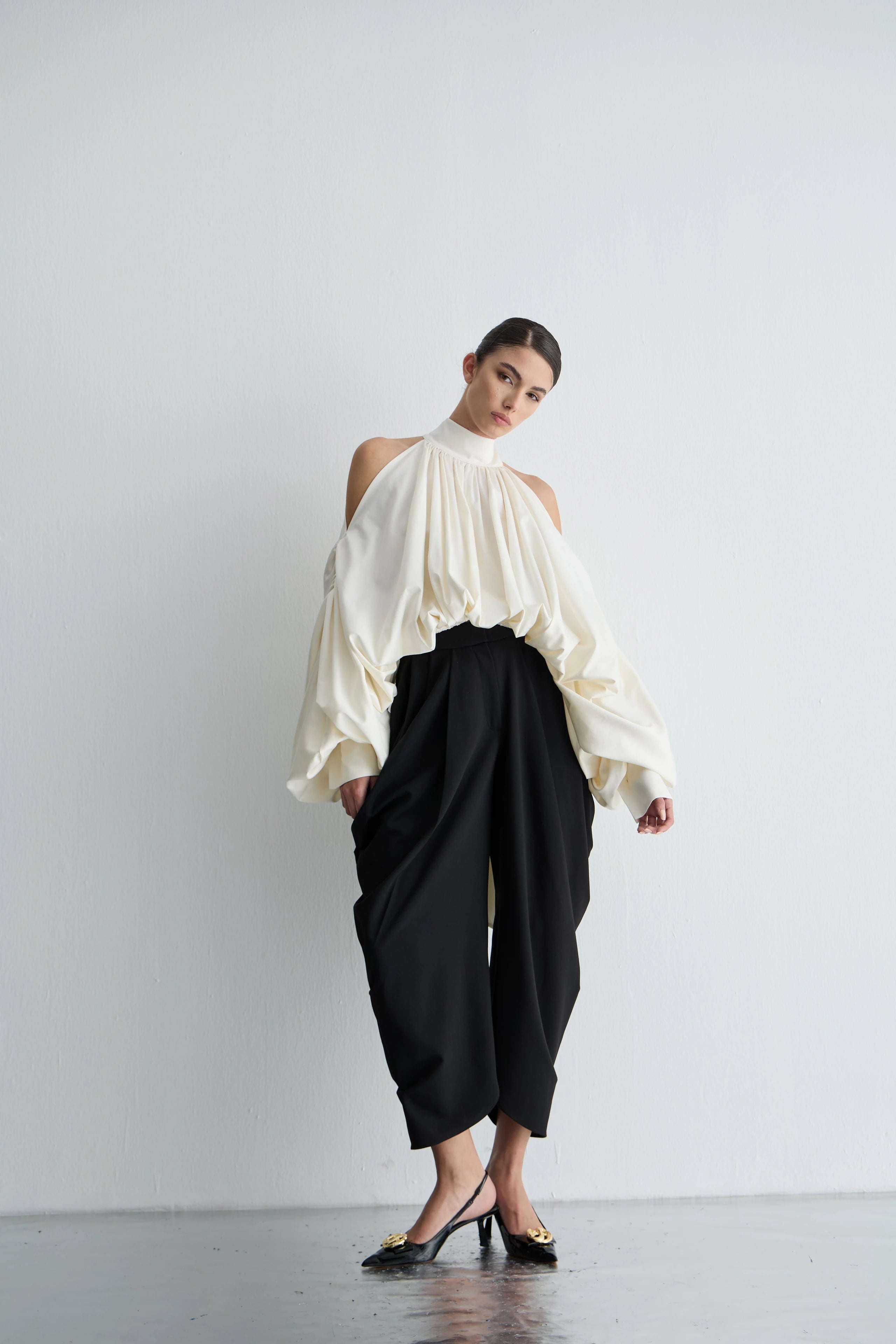 Gaia n Uranos Halter Yaka Drapeli Poplin Bluz