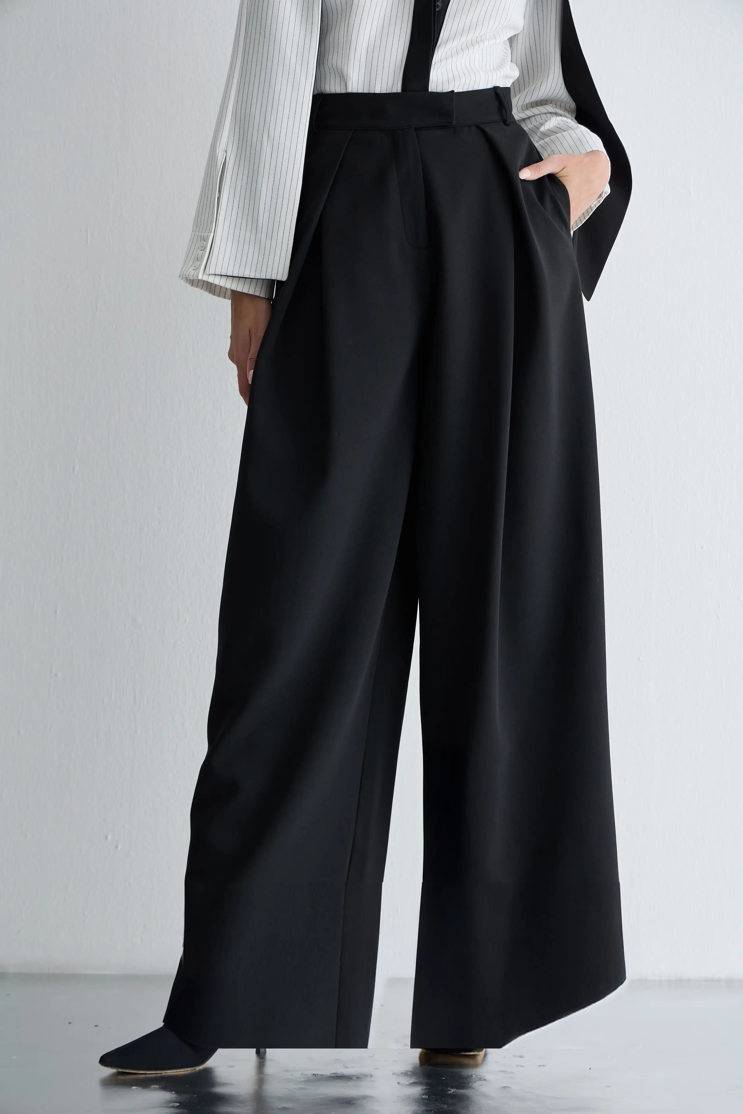 Gaia n Uranos Akışkan Formlu Yüksek Bel Pileli Pantolon