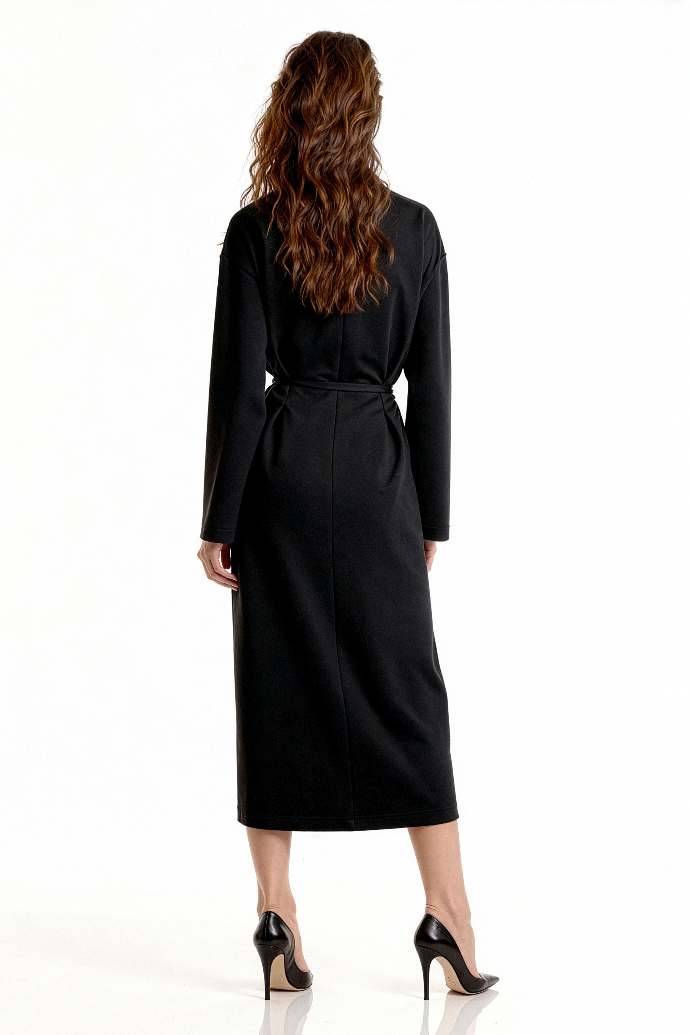 Uzun Kollu Anvelop Nakış Detaylı Uzun Elbise