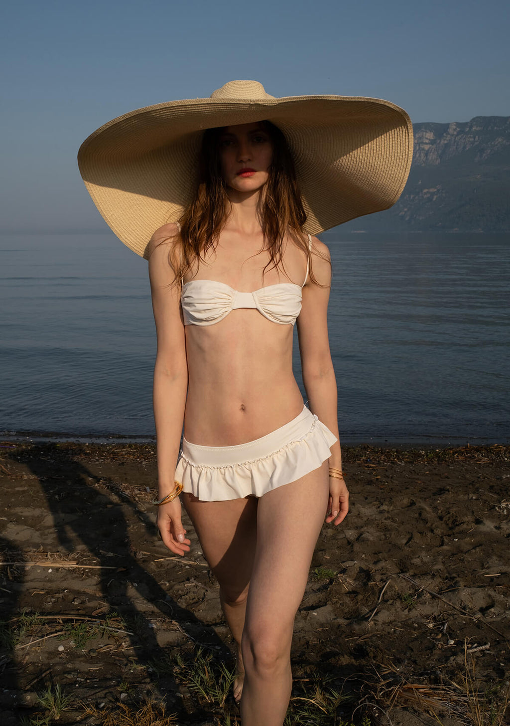 Tiny Balenli Ayarlanabilir Beyaz Bikini Üstü görünüm 2
