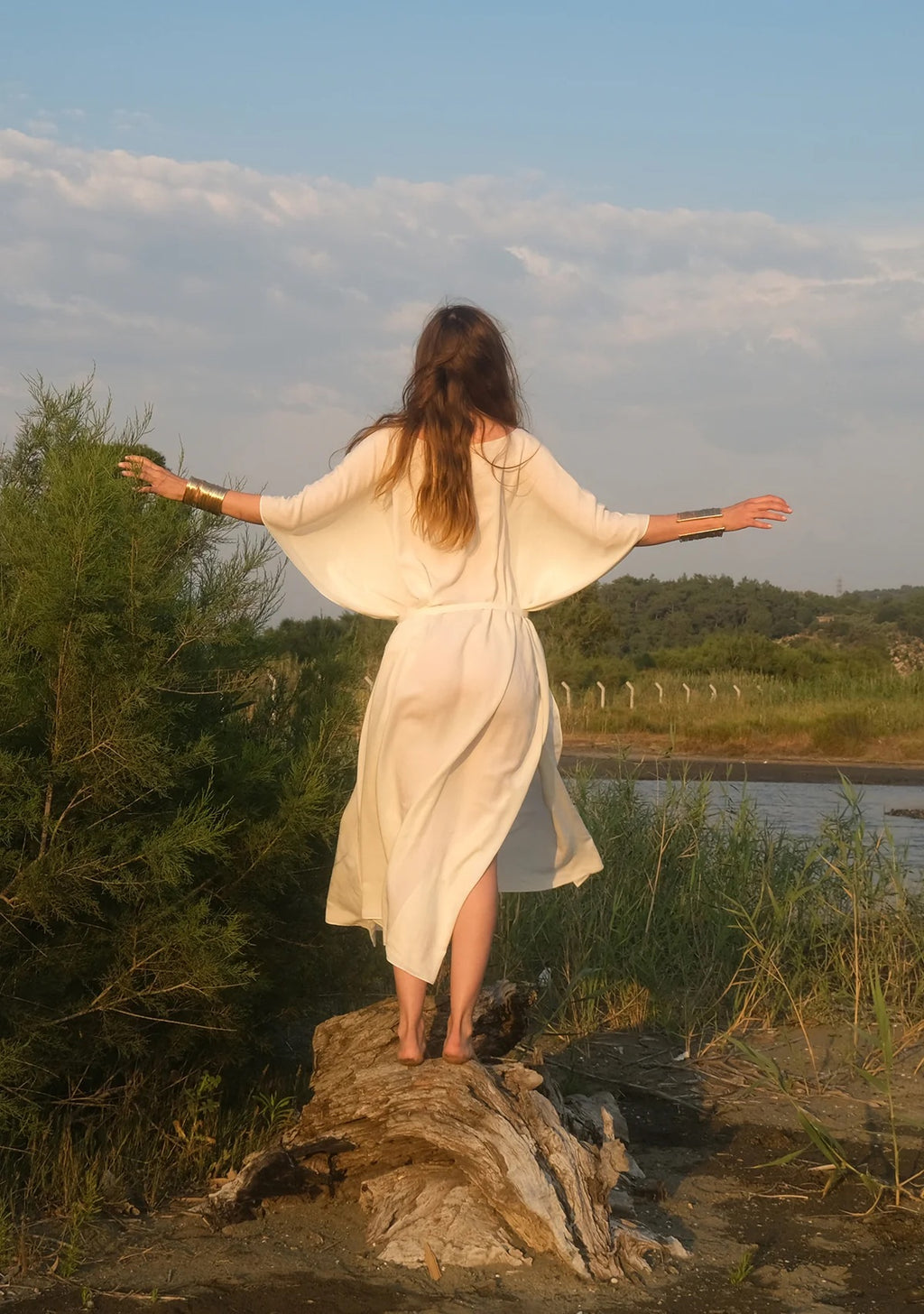 Tiny Kayık Yaka Tencel™ Elbise – Ayarlanabilir Bel Kuşaklı