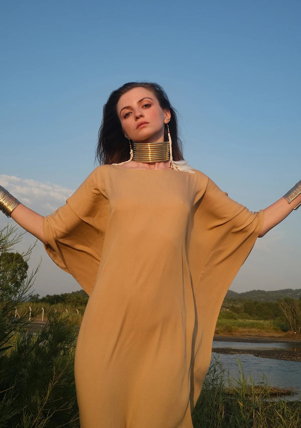 Tiny Kayık Yaka Tencel™ Elbise – Ayarlanabilir Bel Kuşaklı