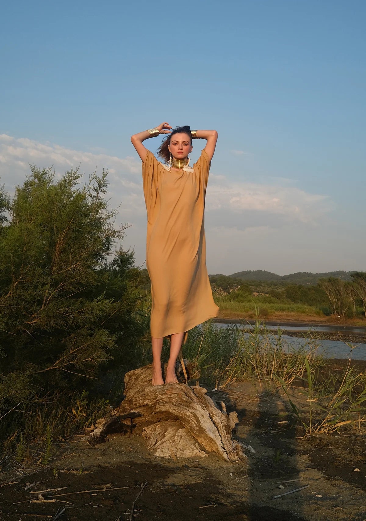 Tiny Kayık Yaka Tencel™ Elbise – Ayarlanabilir Bel Kuşaklı