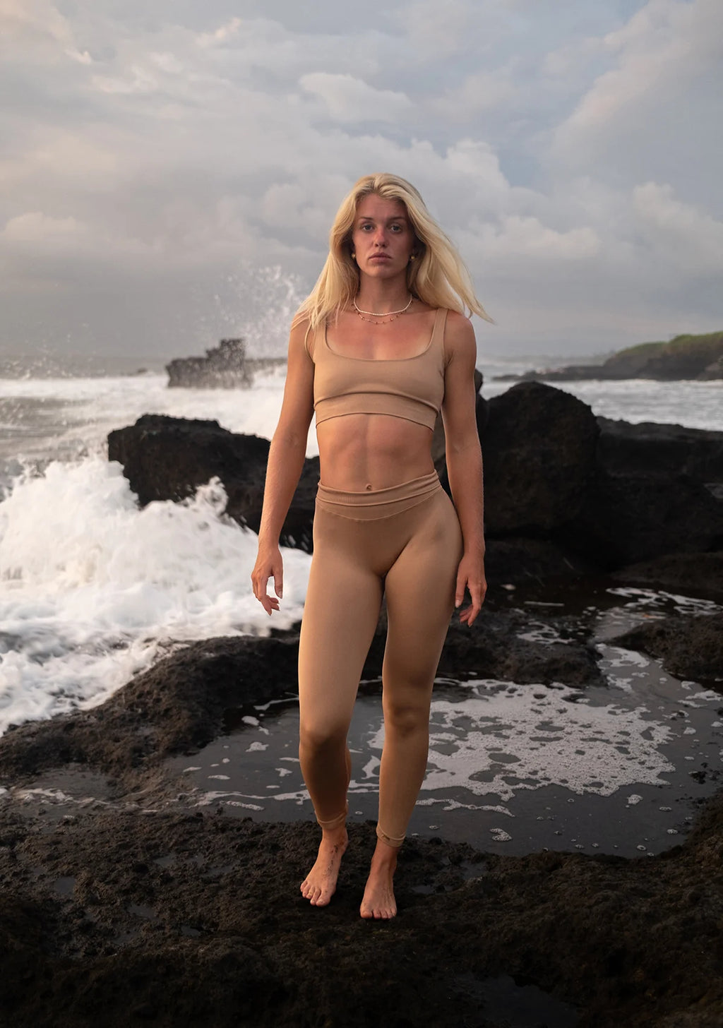 Tiny Kalça Destekli Yüksek Bel Dikişsiz Bej Tayt