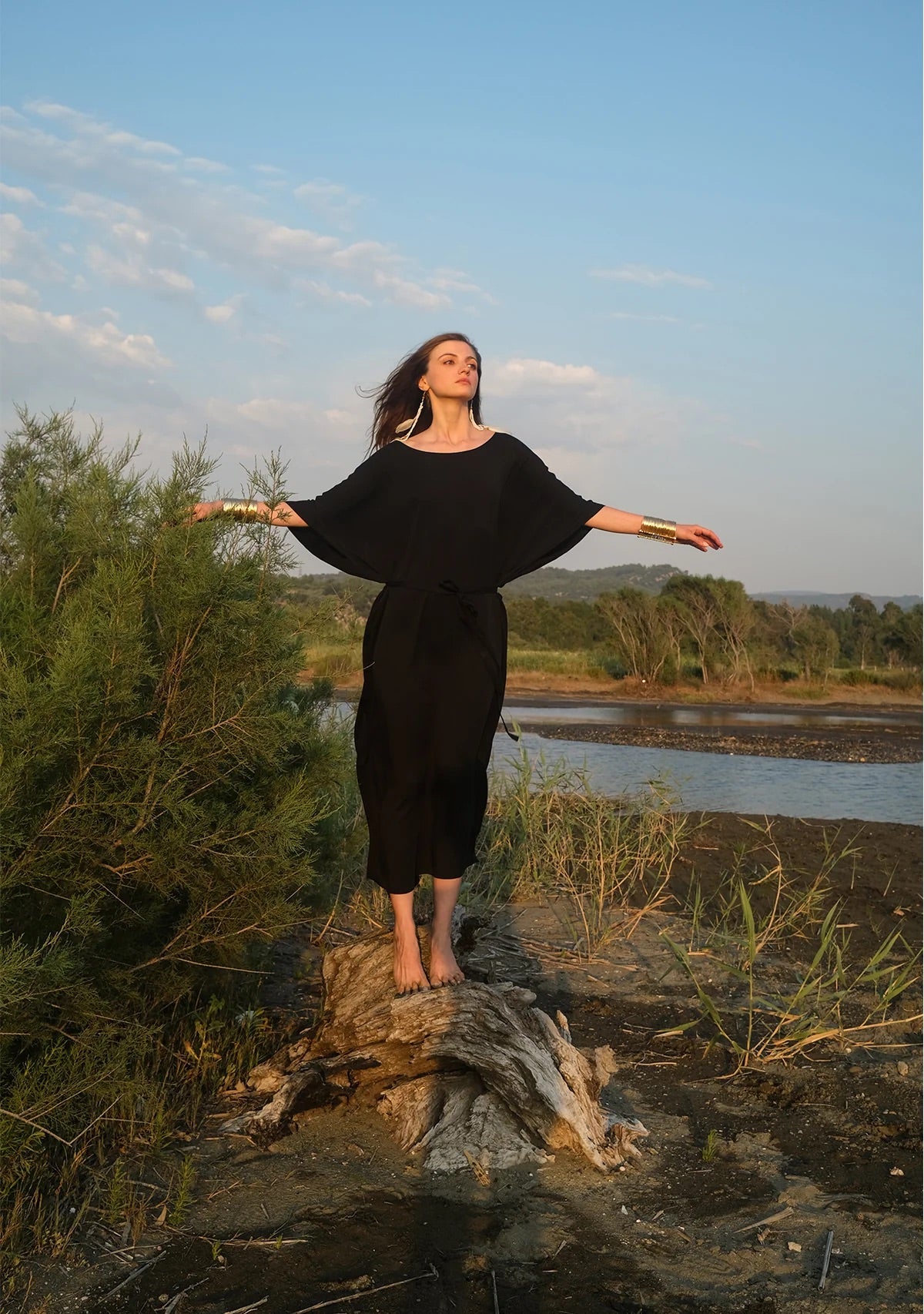 Tiny Kayık Yaka Tencel™ Elbise – Ayarlanabilir Bel Kuşaklı