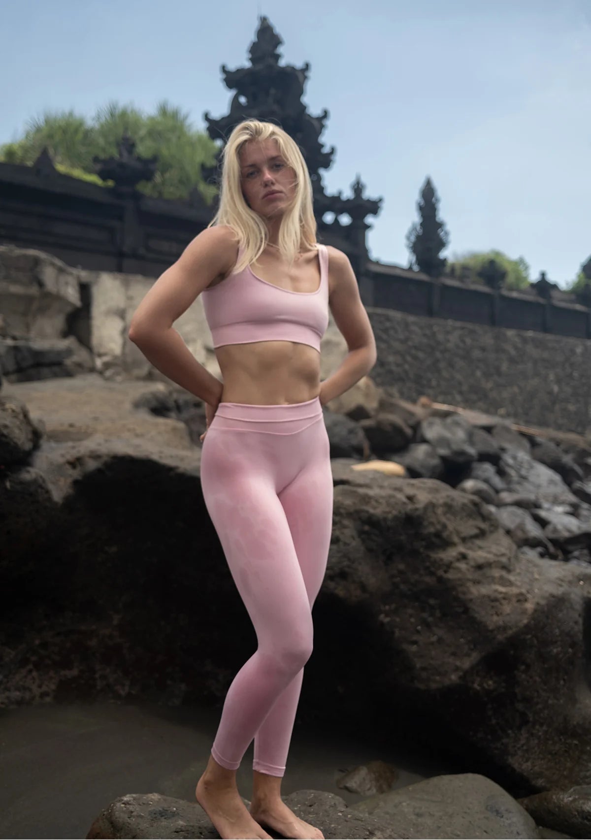 Tiny U Yaka Kalın Askılı Dikişsiz Spor Büstiyer