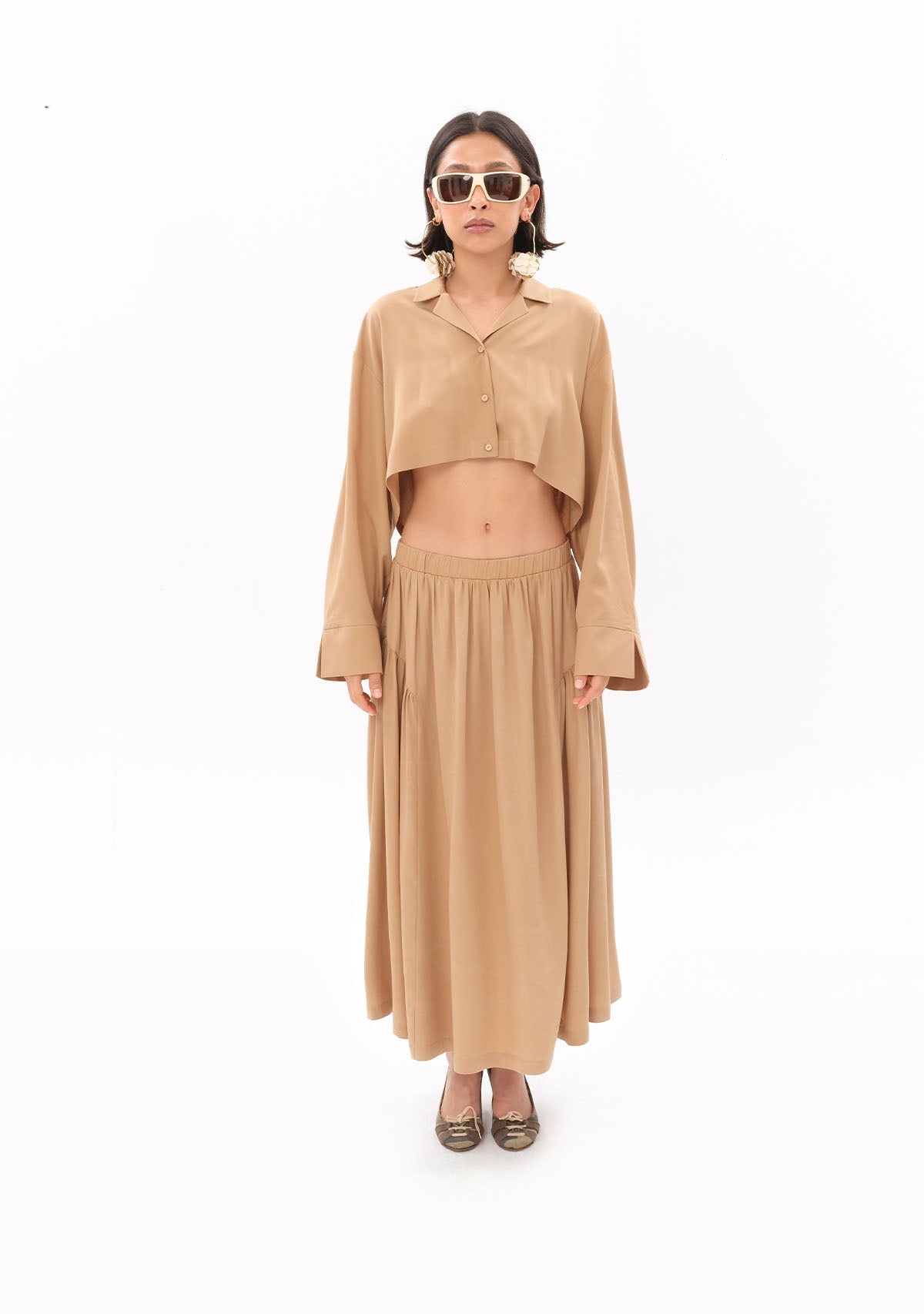 Tiny Bej Tencel™ Oversize Crop Gömlek ana görünüm
