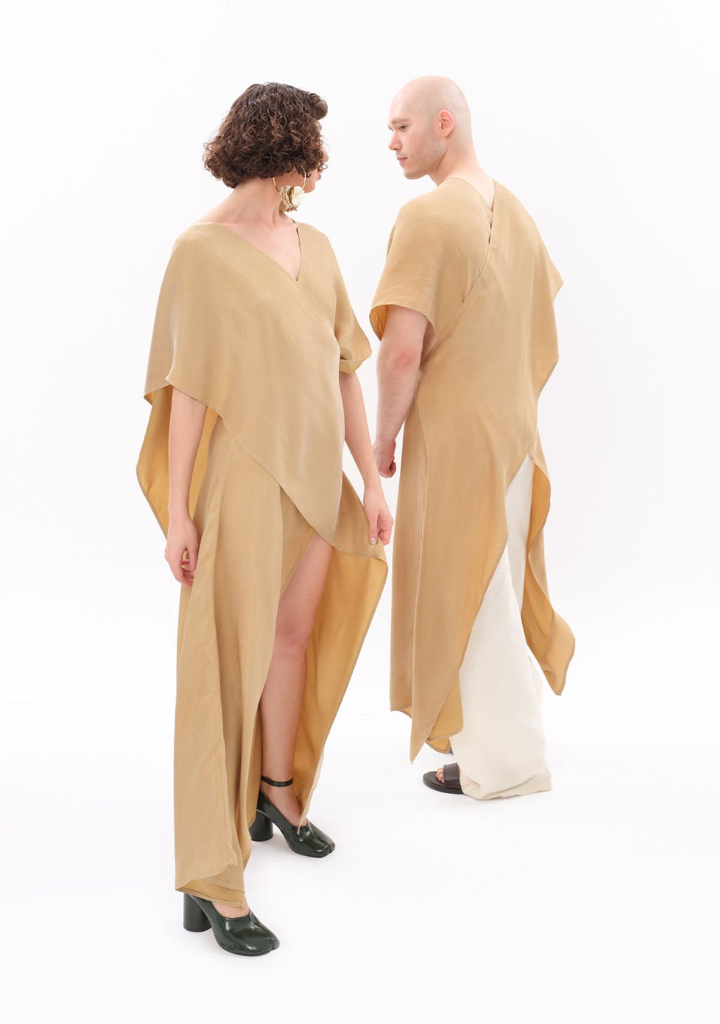 Tiny Bej Luxe Tencel™ Elbise görünüm 10
