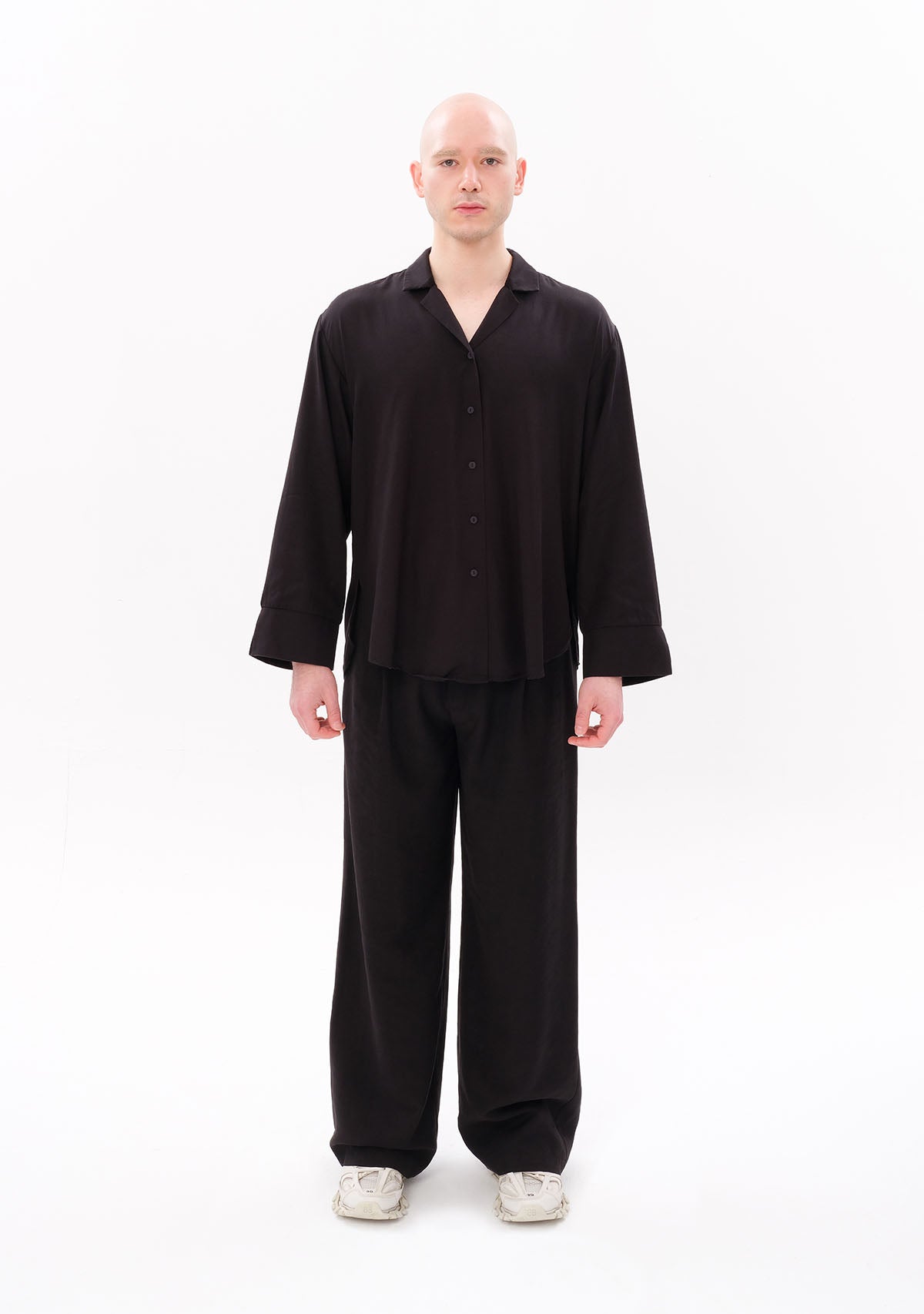 Tiny Siyah Tencel™ Oversize Gömlek ana görünüm