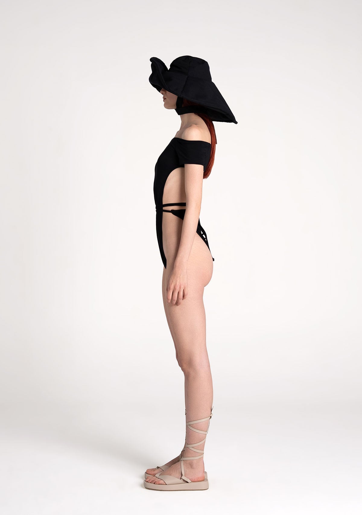 Tiny Siyah Derin Dekolteli Belden Bağlamalı Straplez Bodysuit görünüm 4
