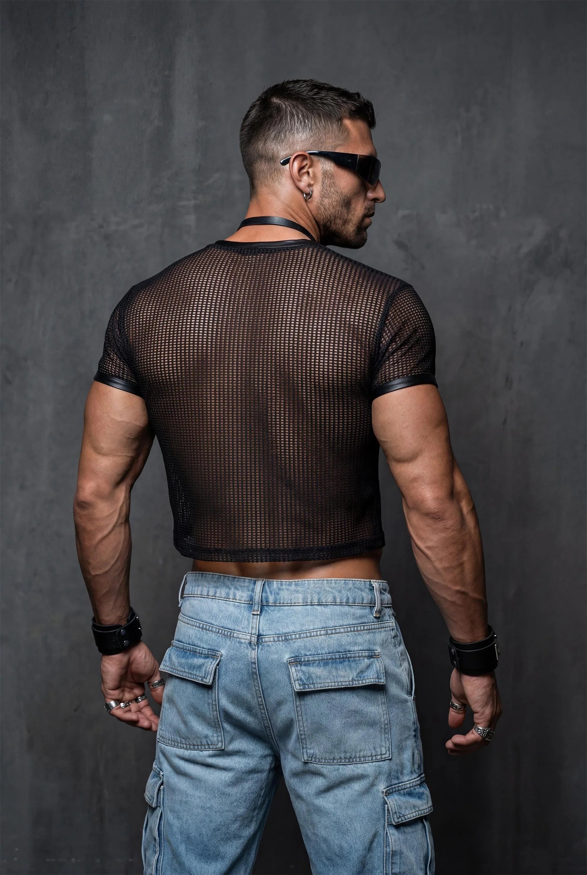 Piel Suni Deri Detaylı Transparan File Erkek Crop Top