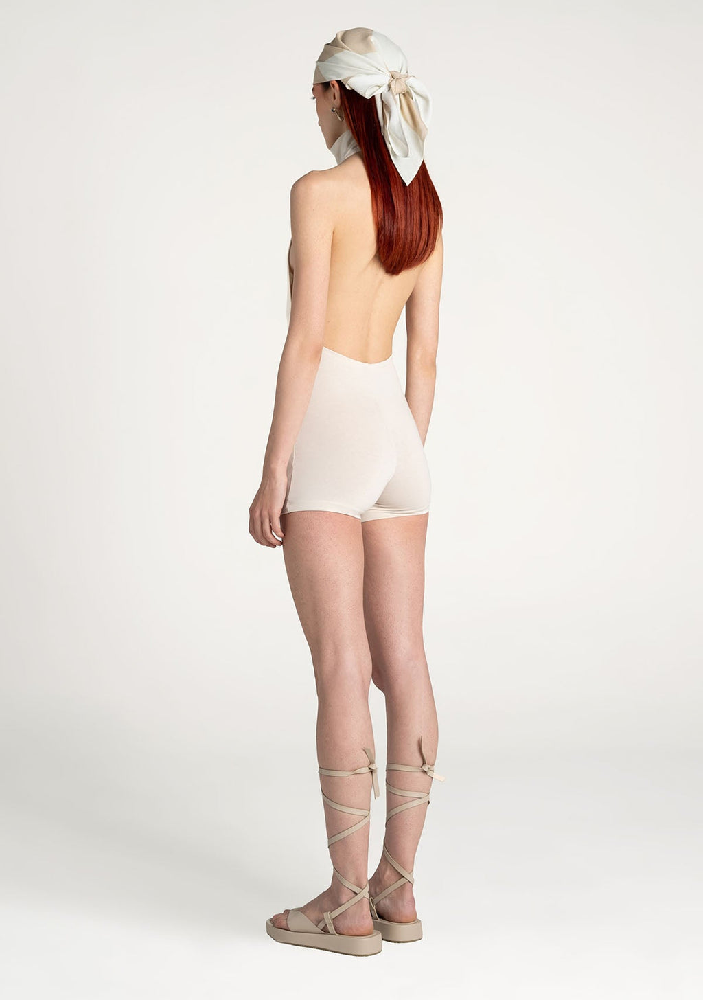 Tiny Krem Boğazlı Sırt Dekolteli Şort Bodysuit görünüm 6