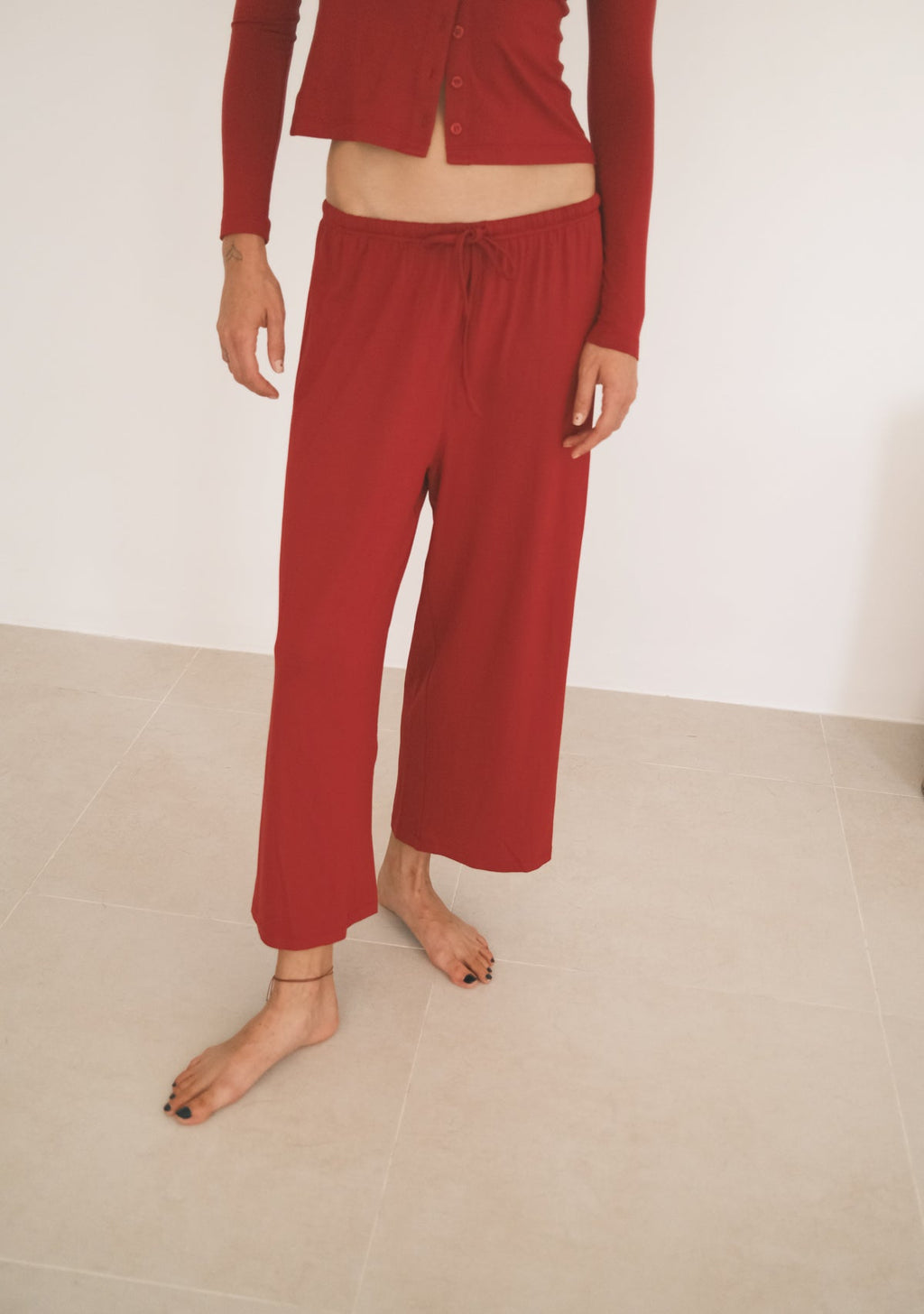 Tiny Bordo Lastik Belli Dökümlü Pantolon - Görsel 9