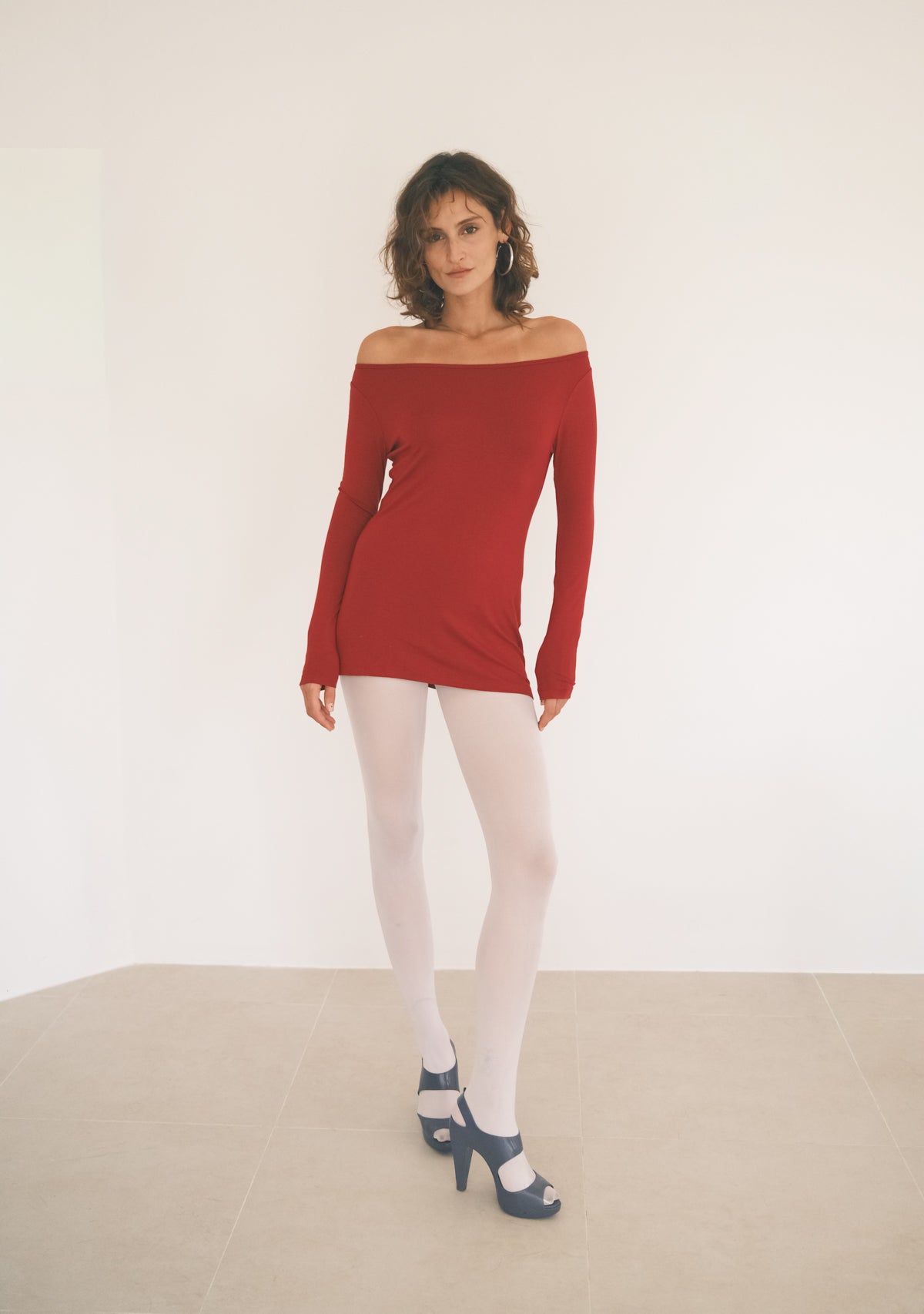 Tiny Bordo Düşük Omuz Mini Elbise - Görsel 6