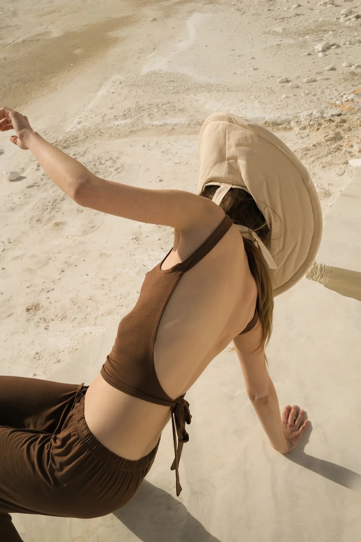 Tiny Sırtı Açık Belden Bağlamalı Bluz