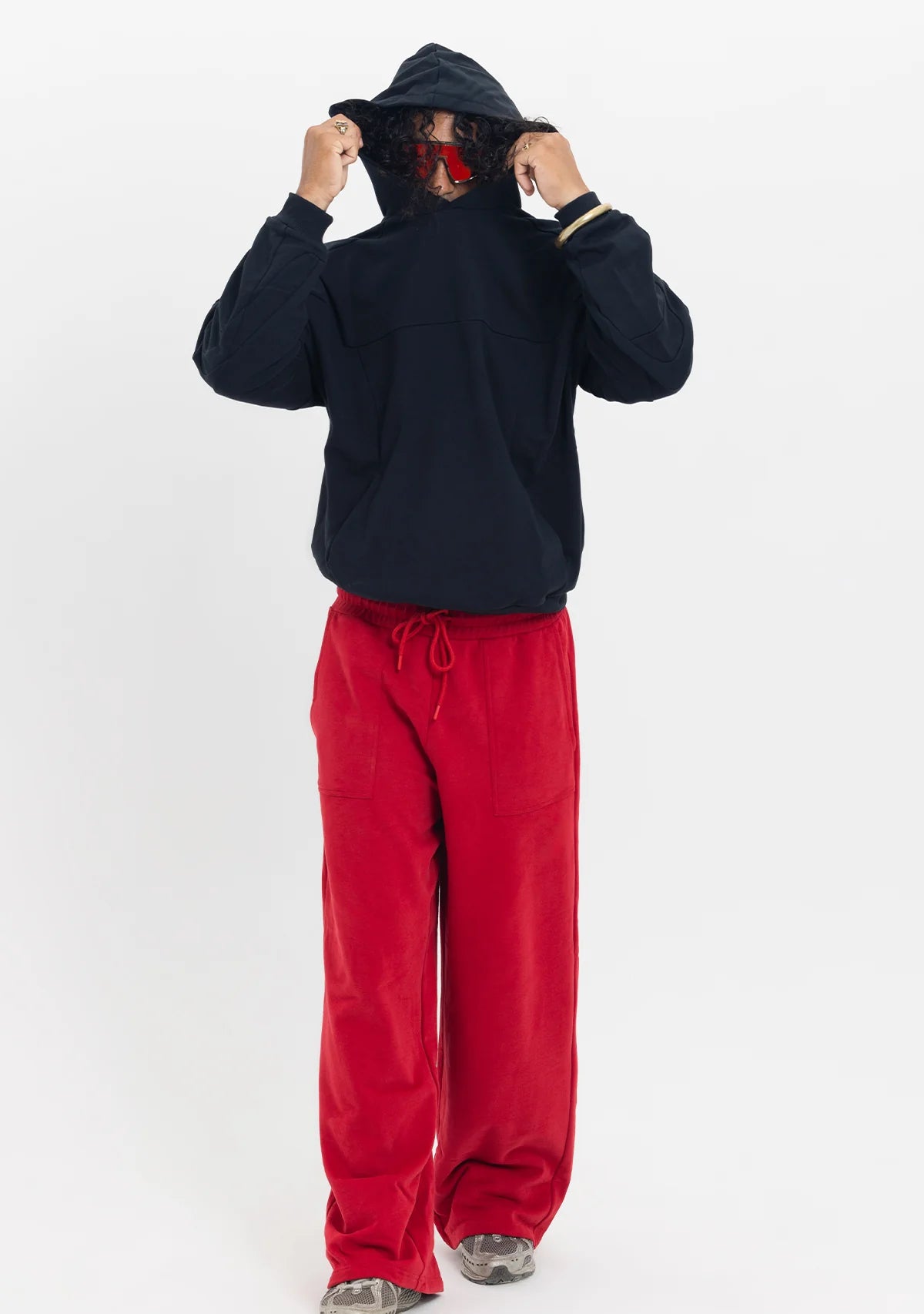 Dikiş Detaylı Kapüşonlu Oversize Siyah Sweatshirt