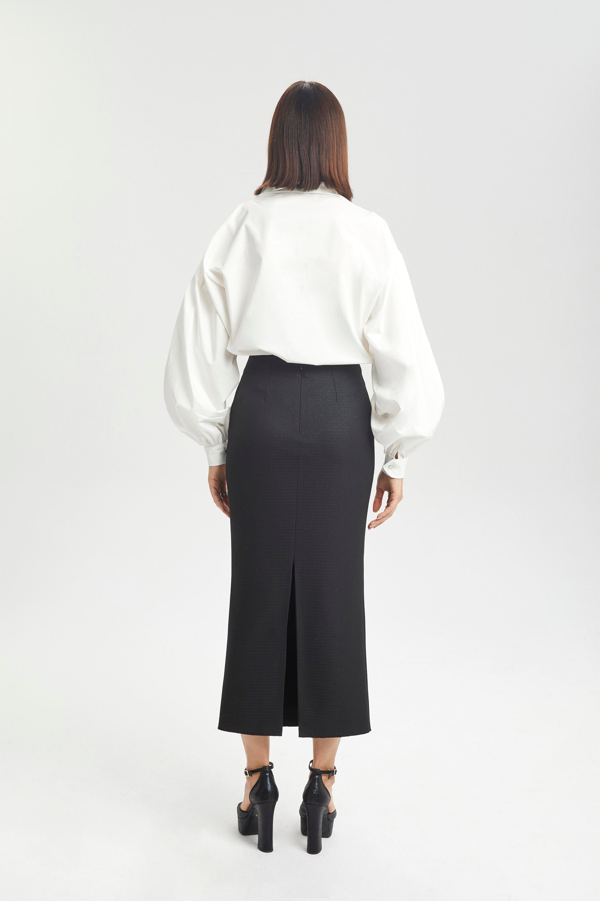 Haleia Asimetrik Kesim Balon Kol Poplin Gömlek