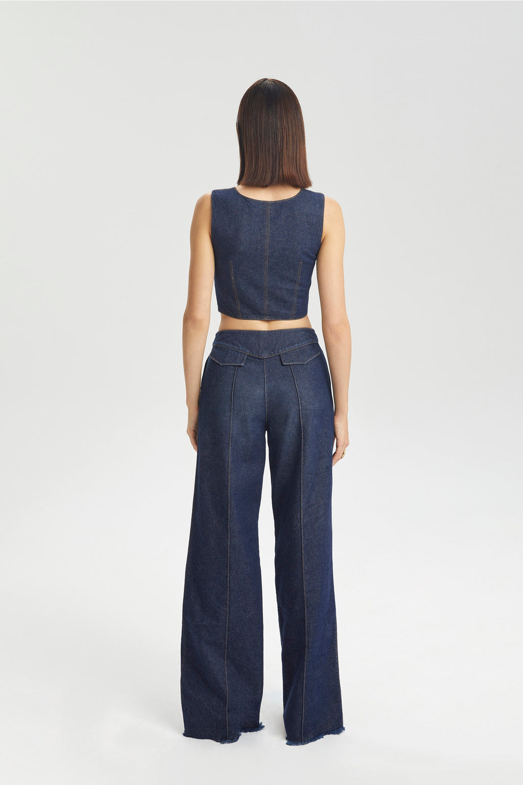 Kontrast Dikiş Detaylı Geniş Paça Denim Pantolon