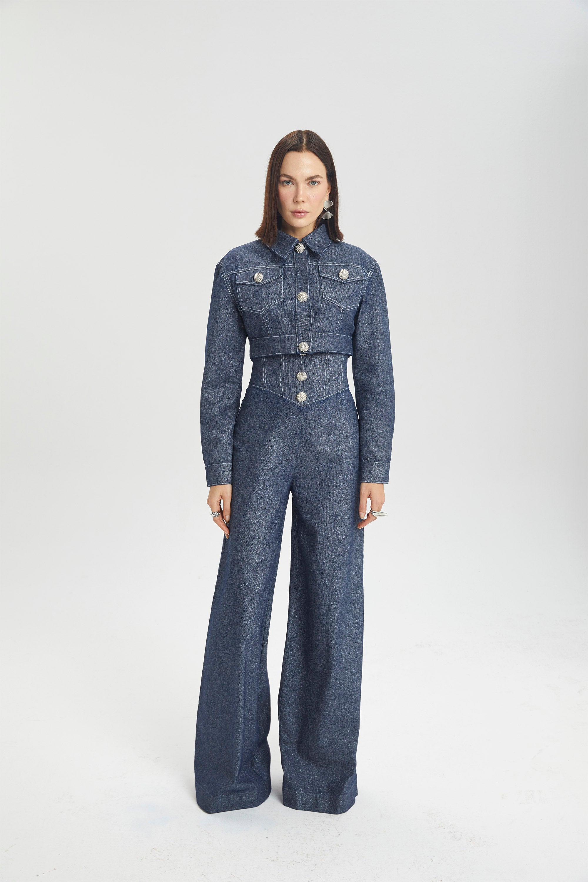 Haleia Kontrast Dikişli Cepli Kısa Denim Ceket