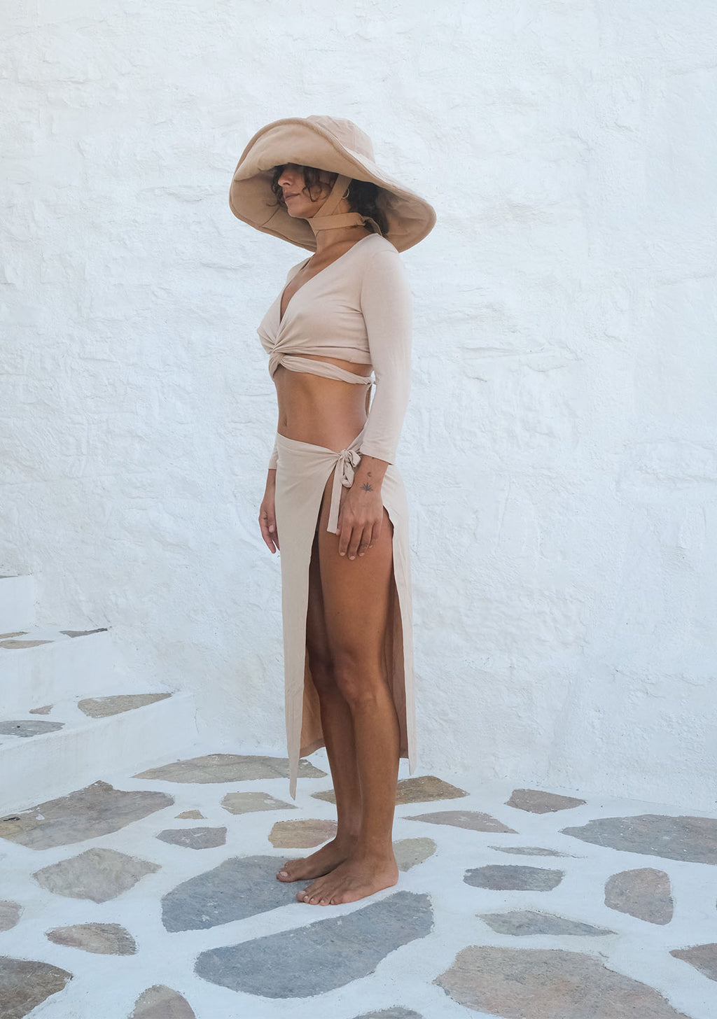 Tiny Nude Uzun Pareo görünüm 3