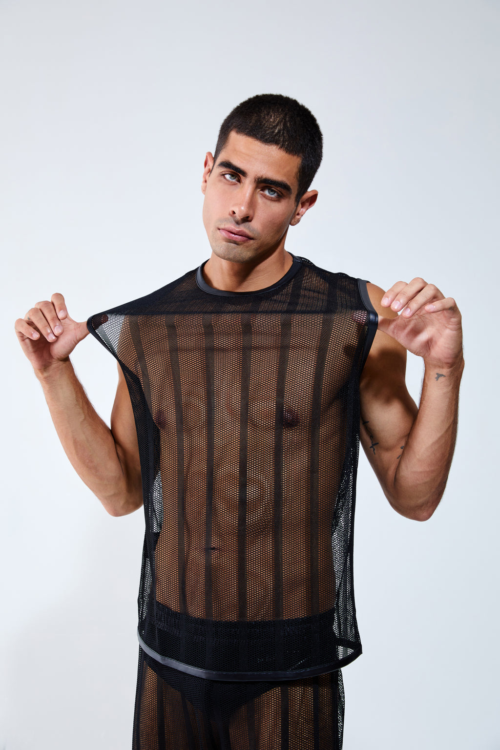 Piel Transparan Kolsuz File T-Shirt