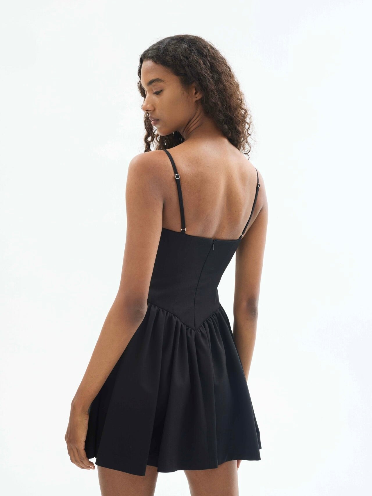 Gaia n Uranos Siyah Düğmeli Askılı Mini Elbise